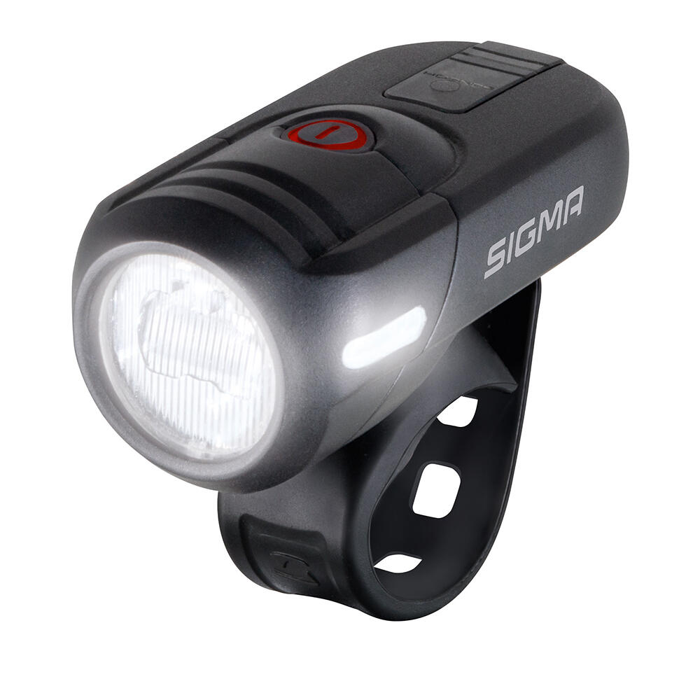 Sigma Aura 45L Headlight with handlebar mount
