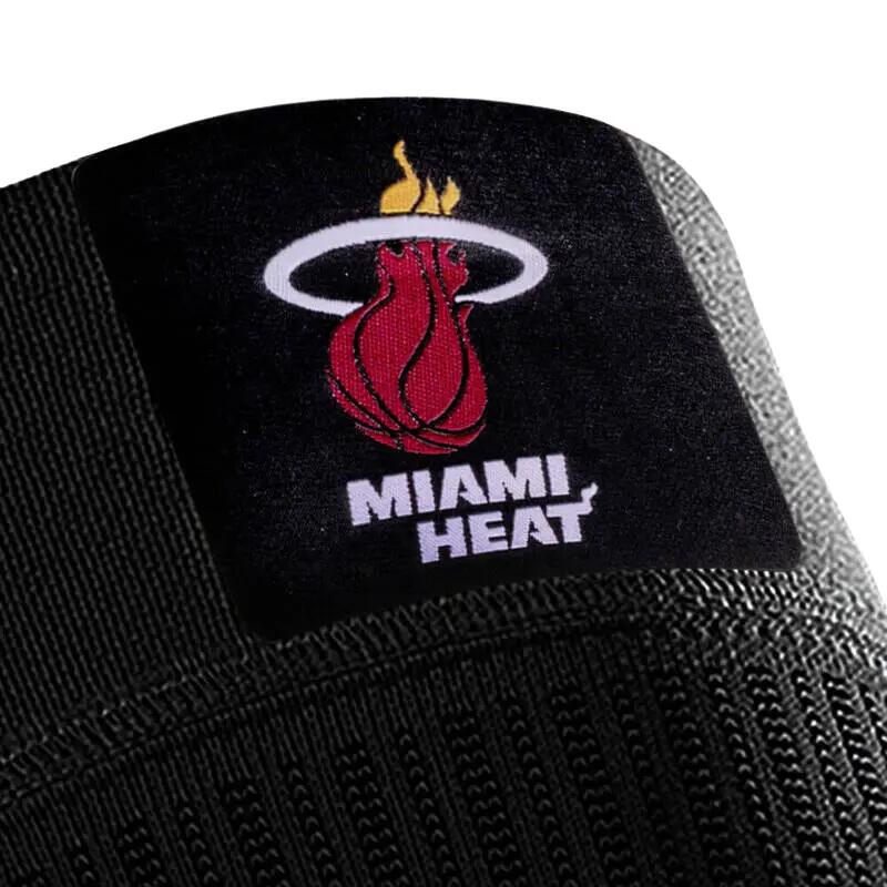 Rodillera de compresión deportiva NBA 2/3