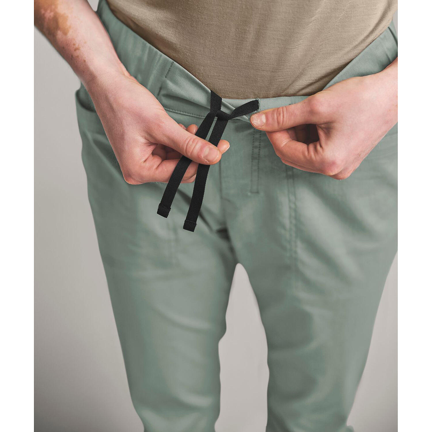 Damen Bermuda AFFINITY PANTS W 6/6