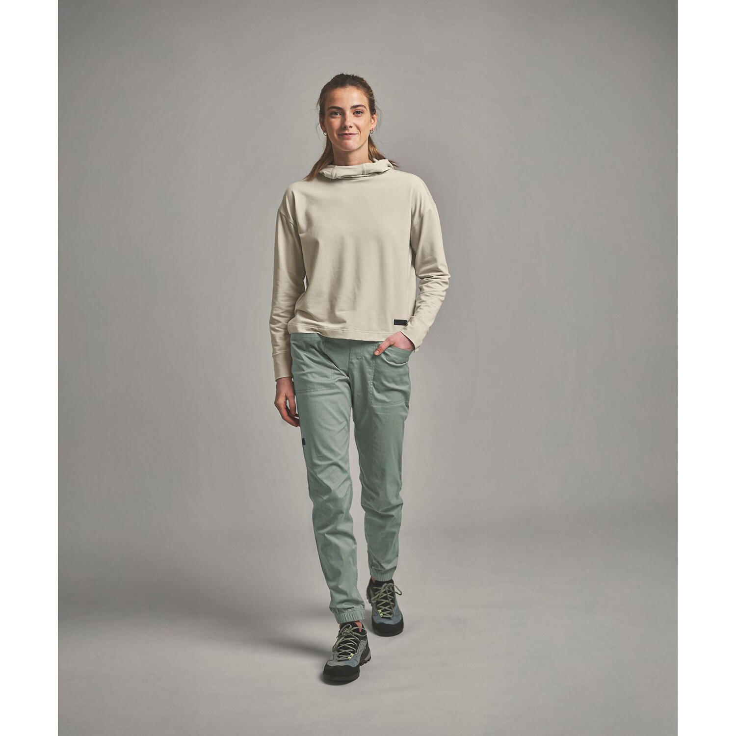 Damen Bermuda AFFINITY PANTS W 4/6
