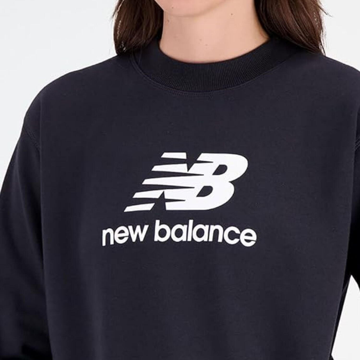 Bluza sportowa damska New Balance Essentials Stacked Logo 4/4