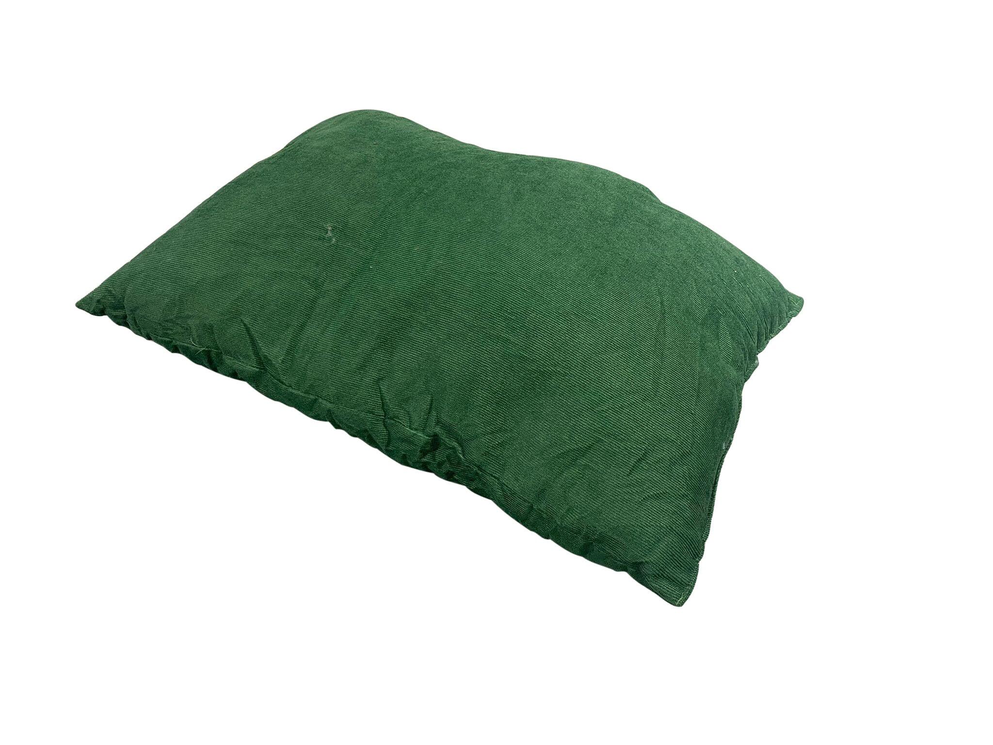 Corduroy Kussen Outdoor Groen - Human Comfort Vernon Green 1/1