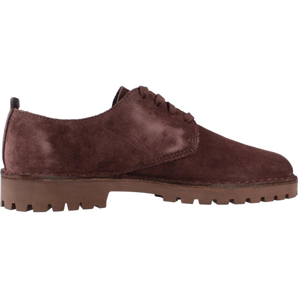 Buty CLARKS 26177798C Brązowy 4/5