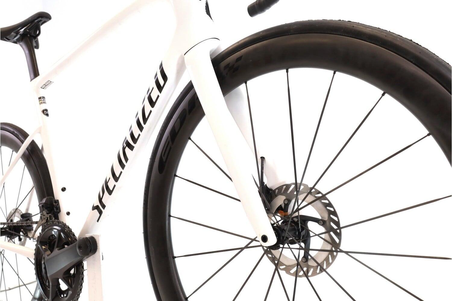 Vélo de route reconditionné ·  Tarmac Di2 12V · Très bon état 5/8