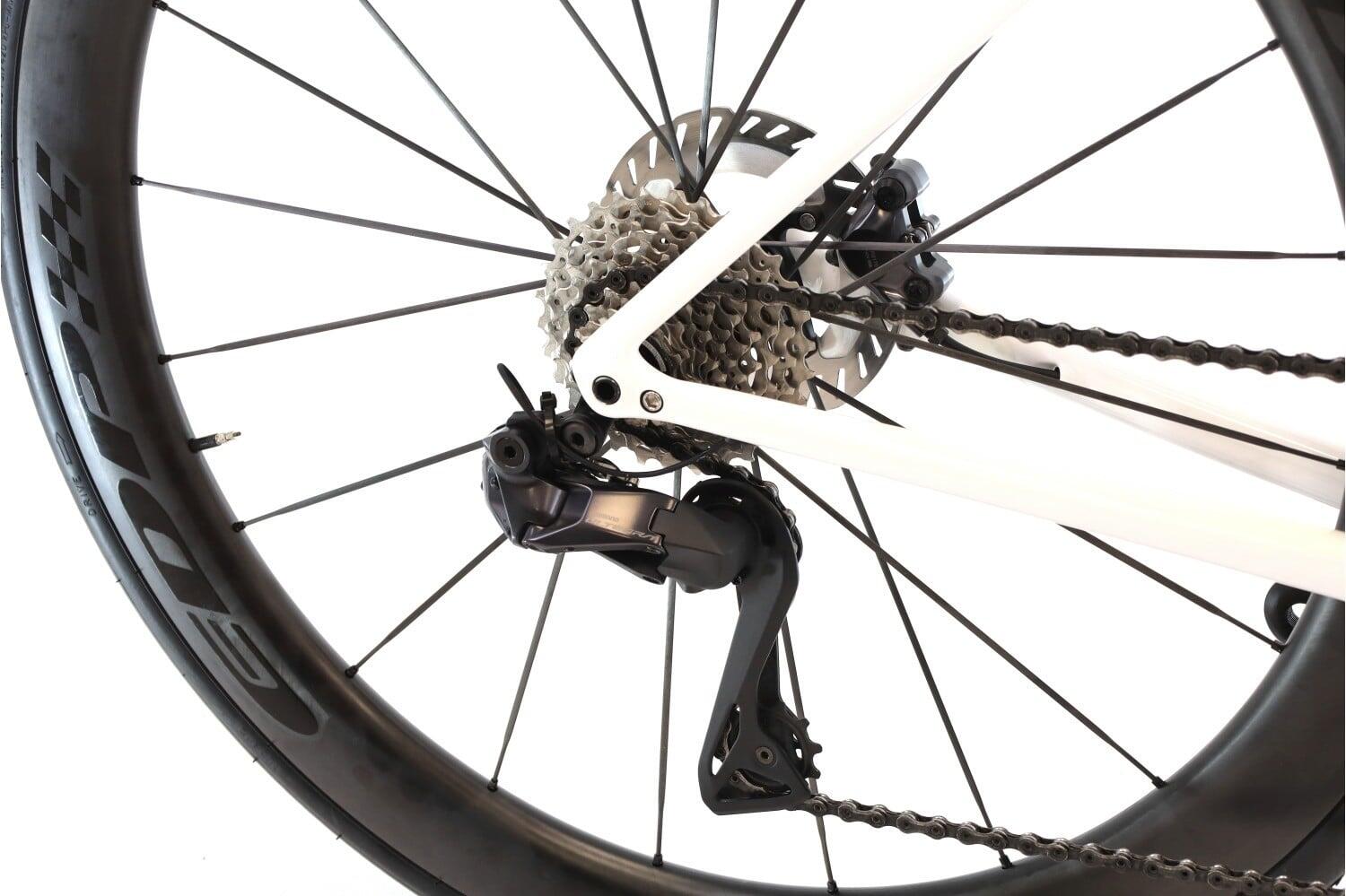 Vélo de route reconditionné ·  Tarmac Di2 12V · Très bon état 3/8