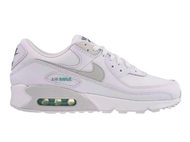 NIKE picture
