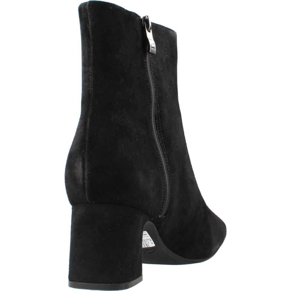 CLARKS 26182936C Czarny 3/5