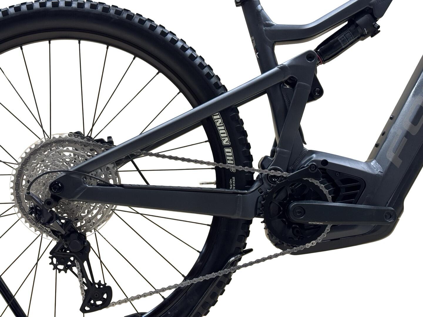 Segunda vida - Bicicletas E-montanha Focus Thron² 6.8 Shimano XT - Como novo 12/14