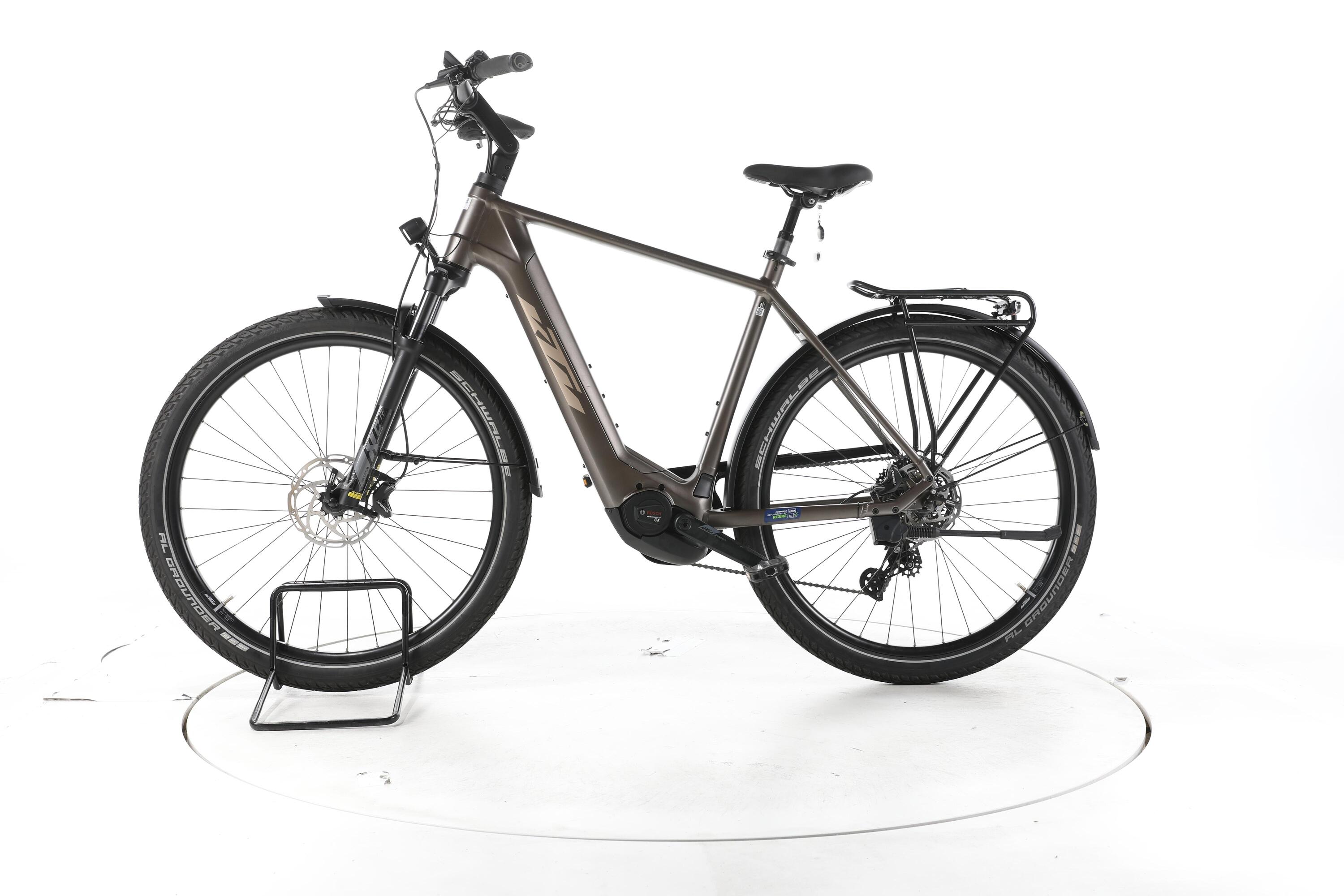 Segunda vida - KTM Macina Gran 710 Degrau baixo - Em muito bom estado. 6/7