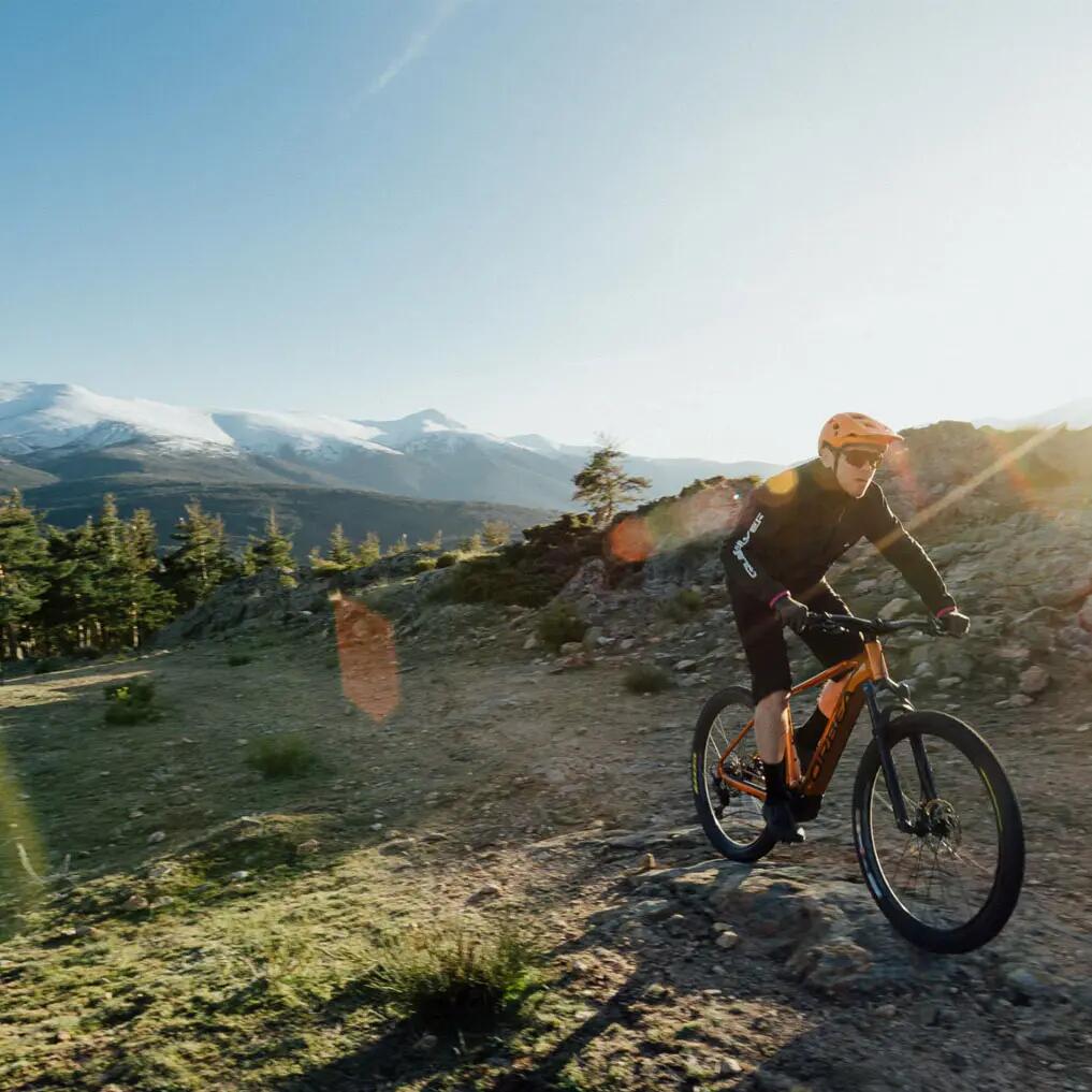 Urrun 30 - bicicleta electrica MTB - albastru galben 2/5