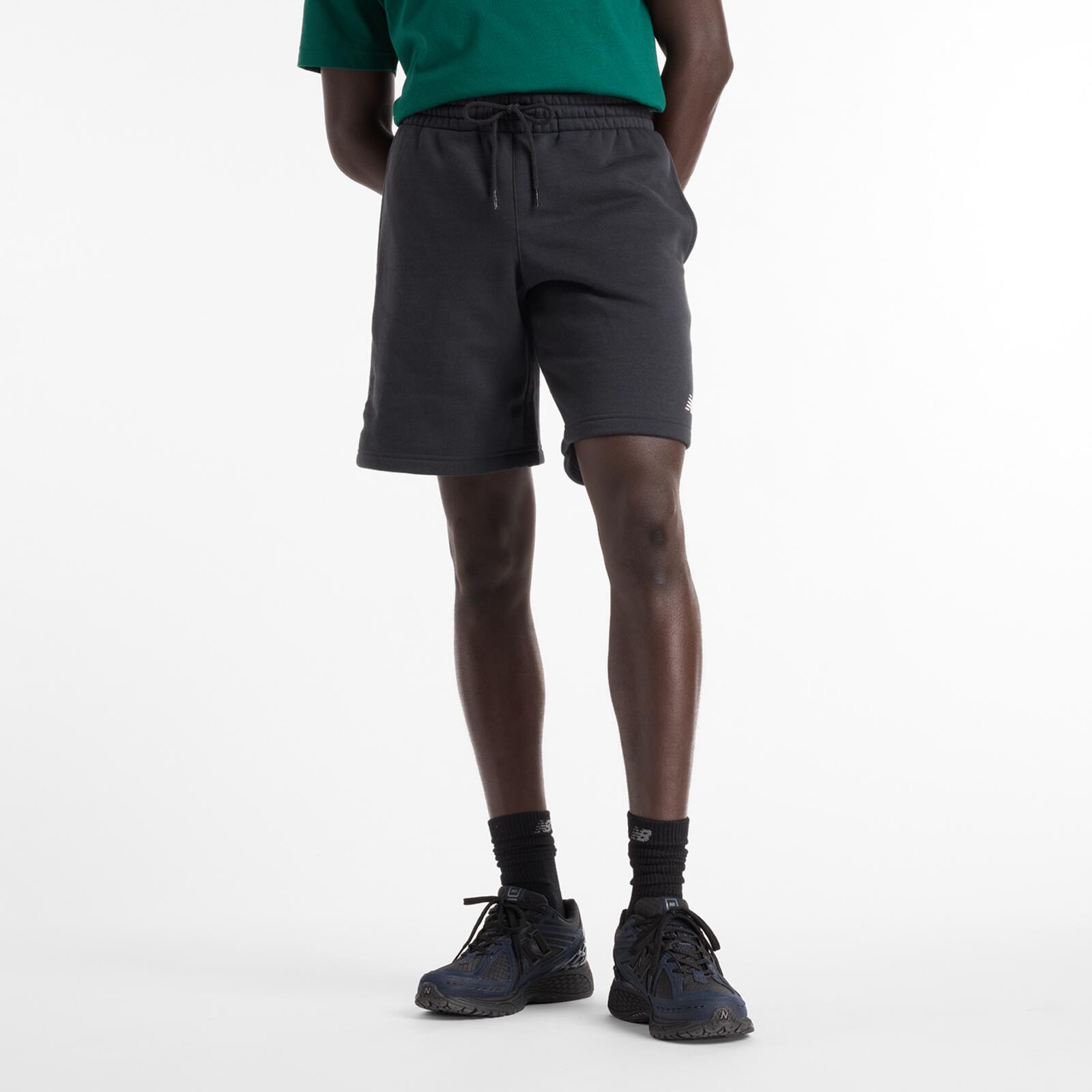 NEW BALANCE picture
