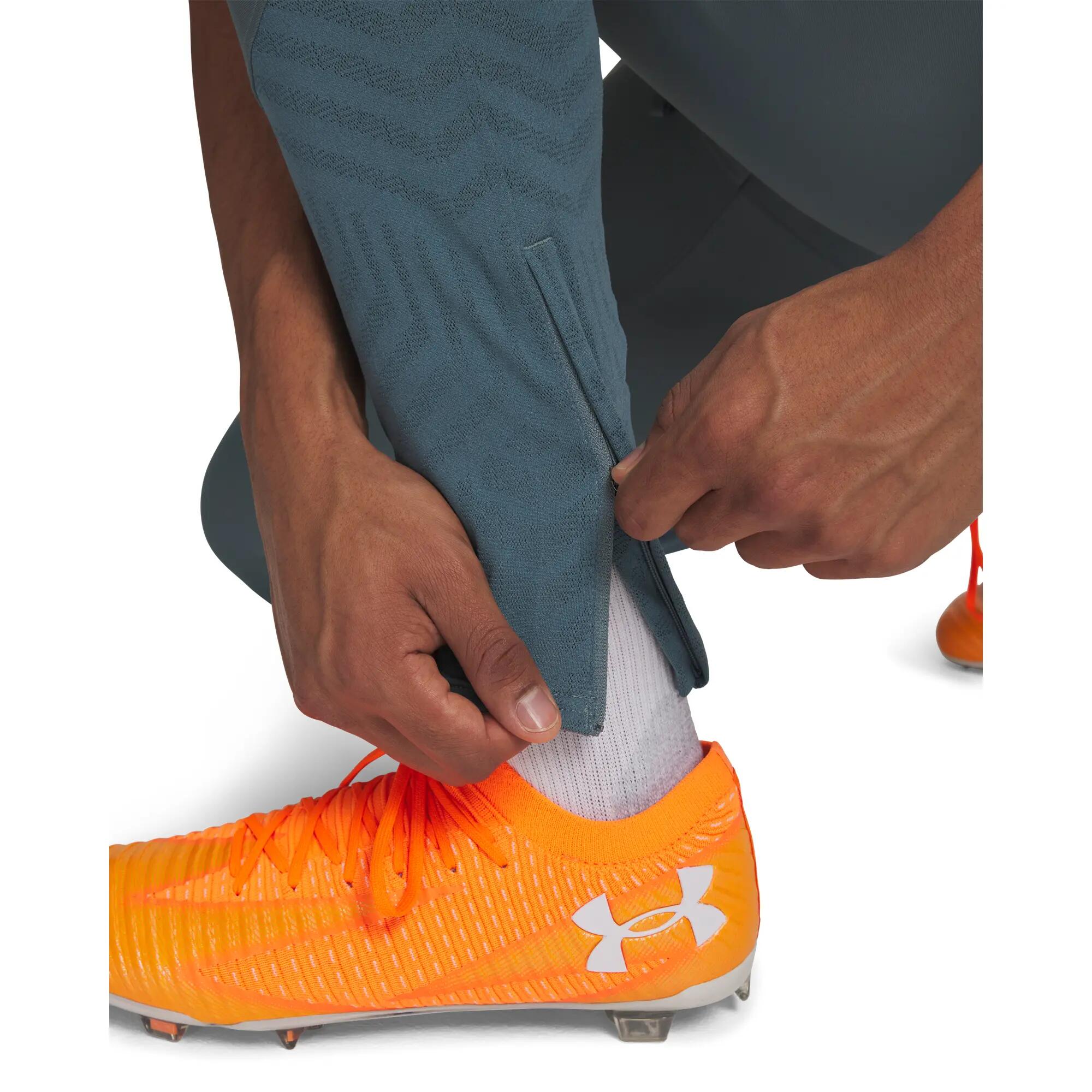 Pantalone Atletico Uomo Under Armour Challenger Pro Grigio Arancio 5/5