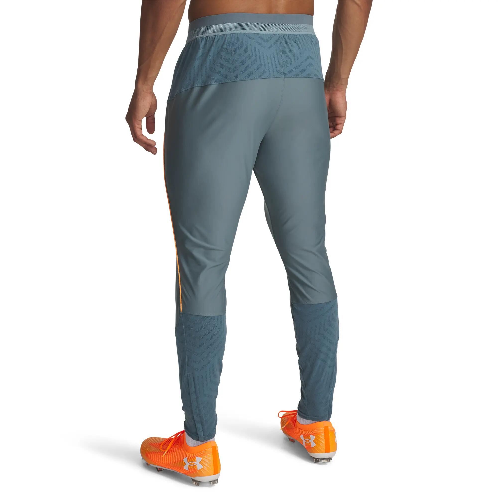 Pantalone Atletico Uomo Under Armour Challenger Pro Grigio Arancio 3/5