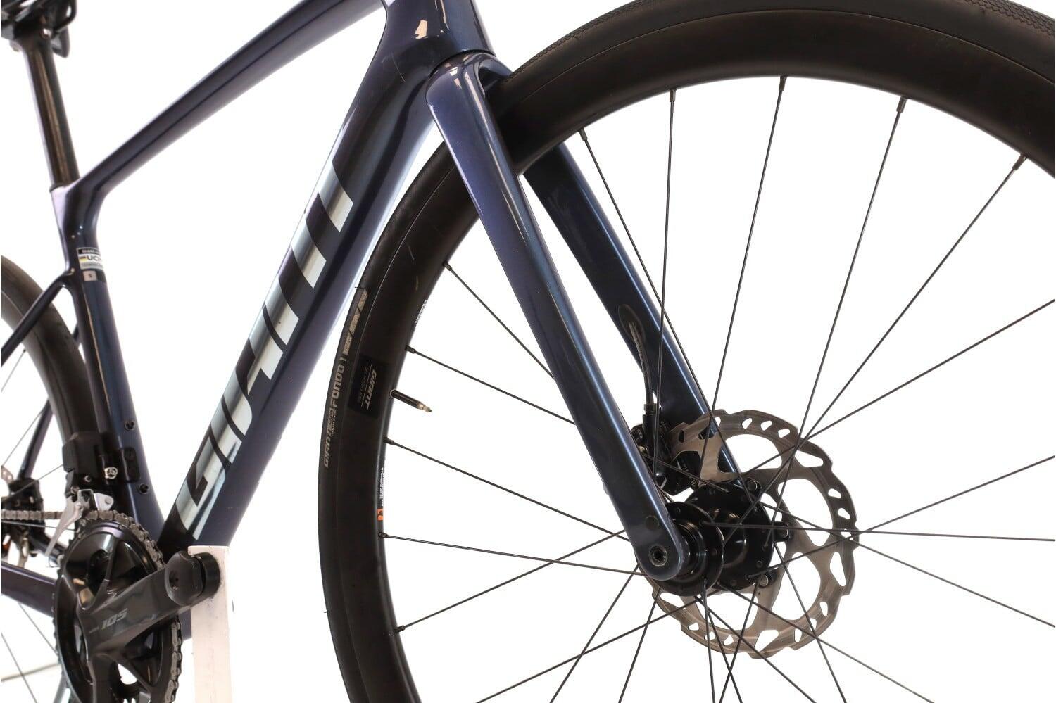 Vélo de route reconditionné ·  Defy Advanced Di2 12V · Très bon état 5/8