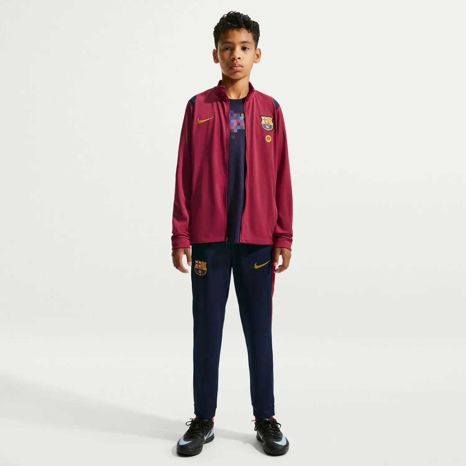 NIKE picture