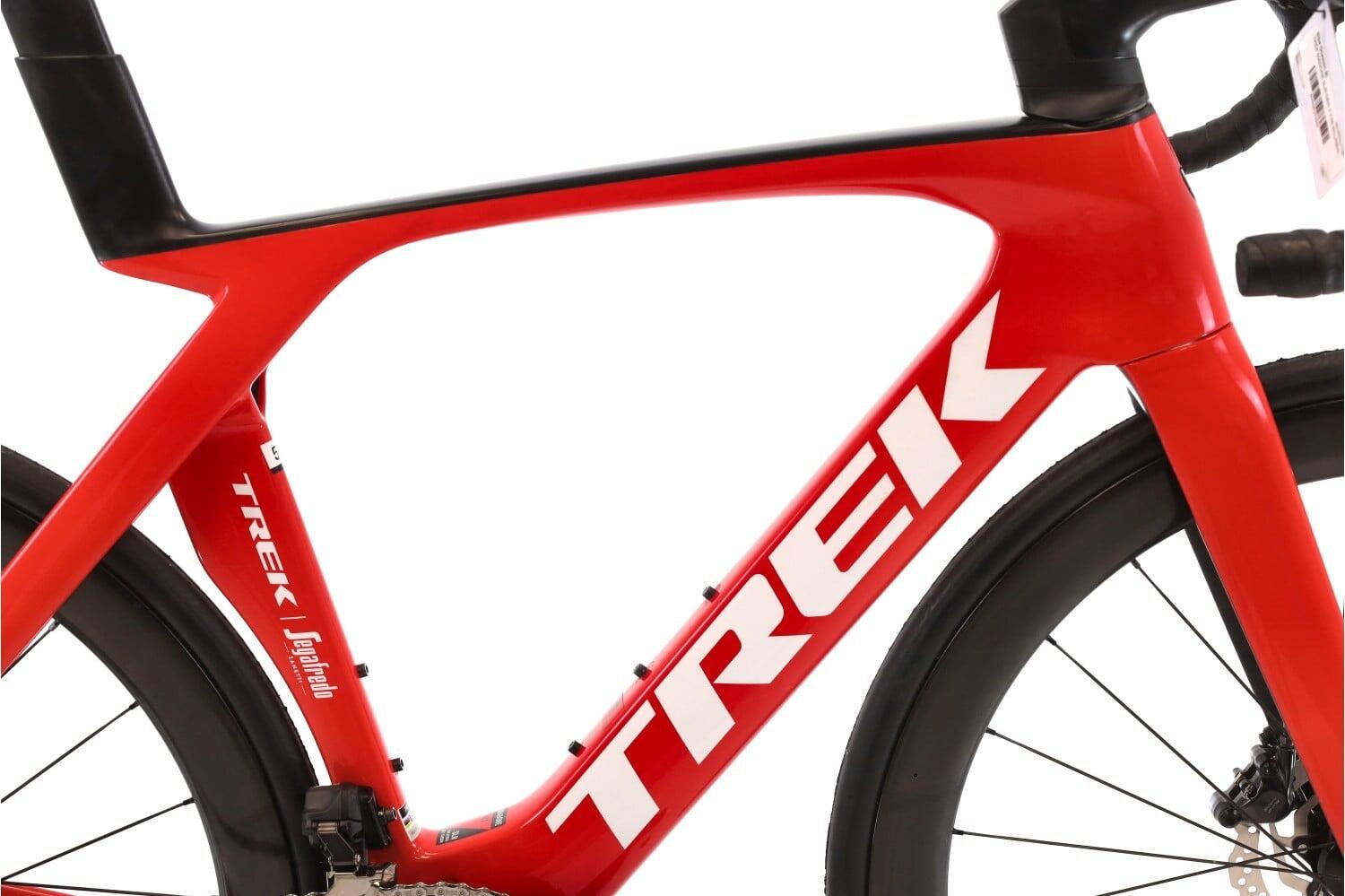 Vélo de route reconditionné ·  Madone SLR Gen 7 Di2 12V · Très bon état 2/8