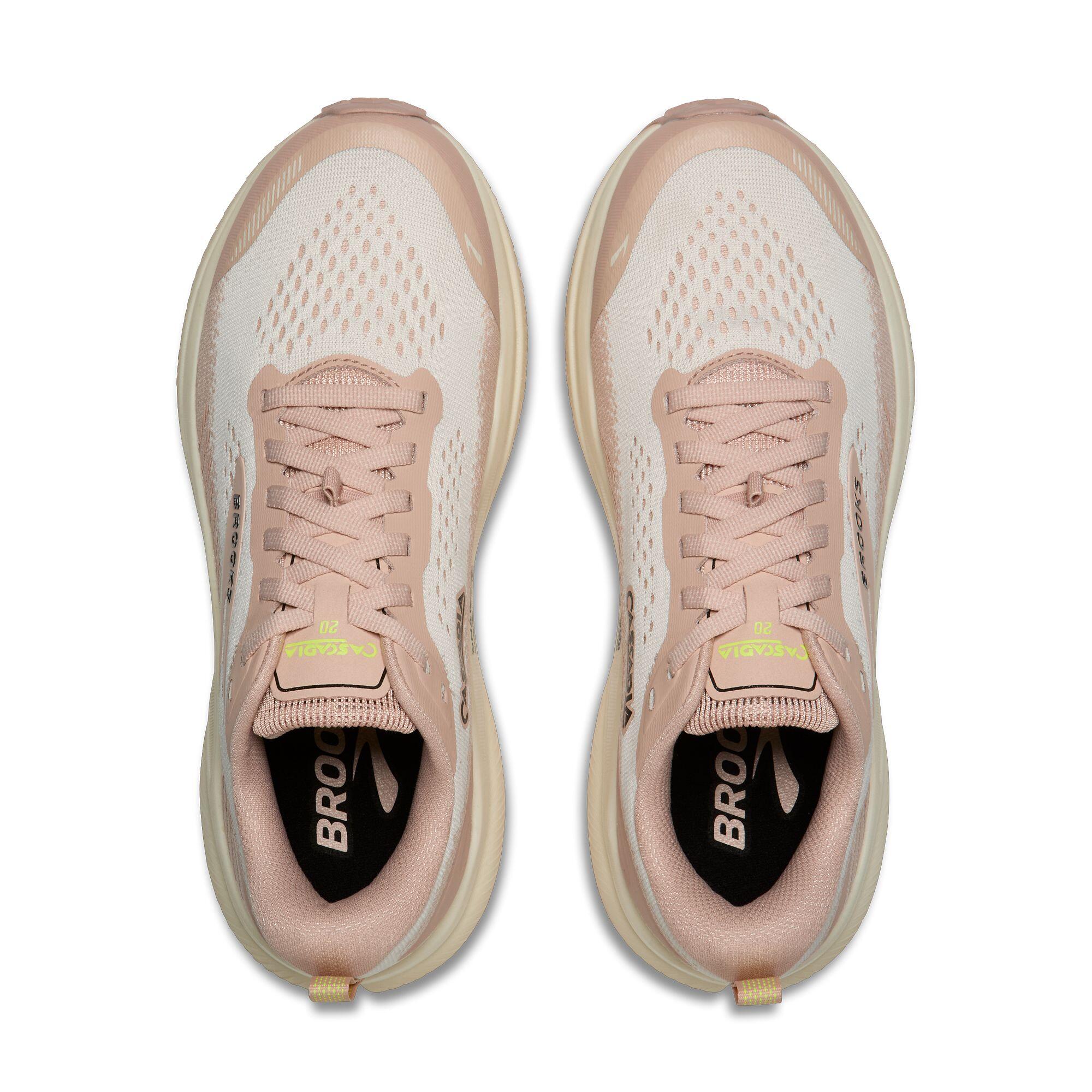 Scarpe running Donna Cascadia 20 beige rosa chiaro 4/5