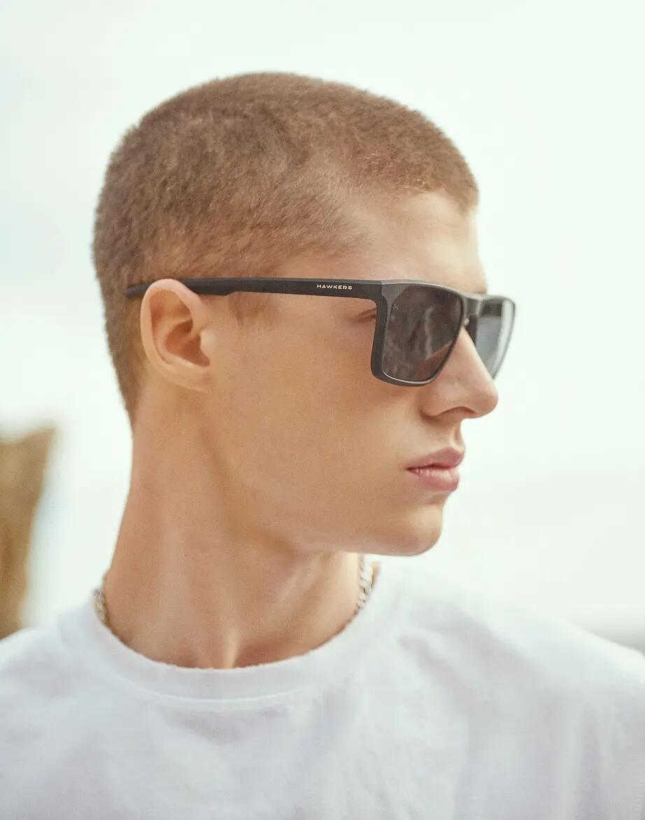HAWKERS - Zonnebrillen voor heren en dames HORIZON POLARIZED BLACK DARK 9/9