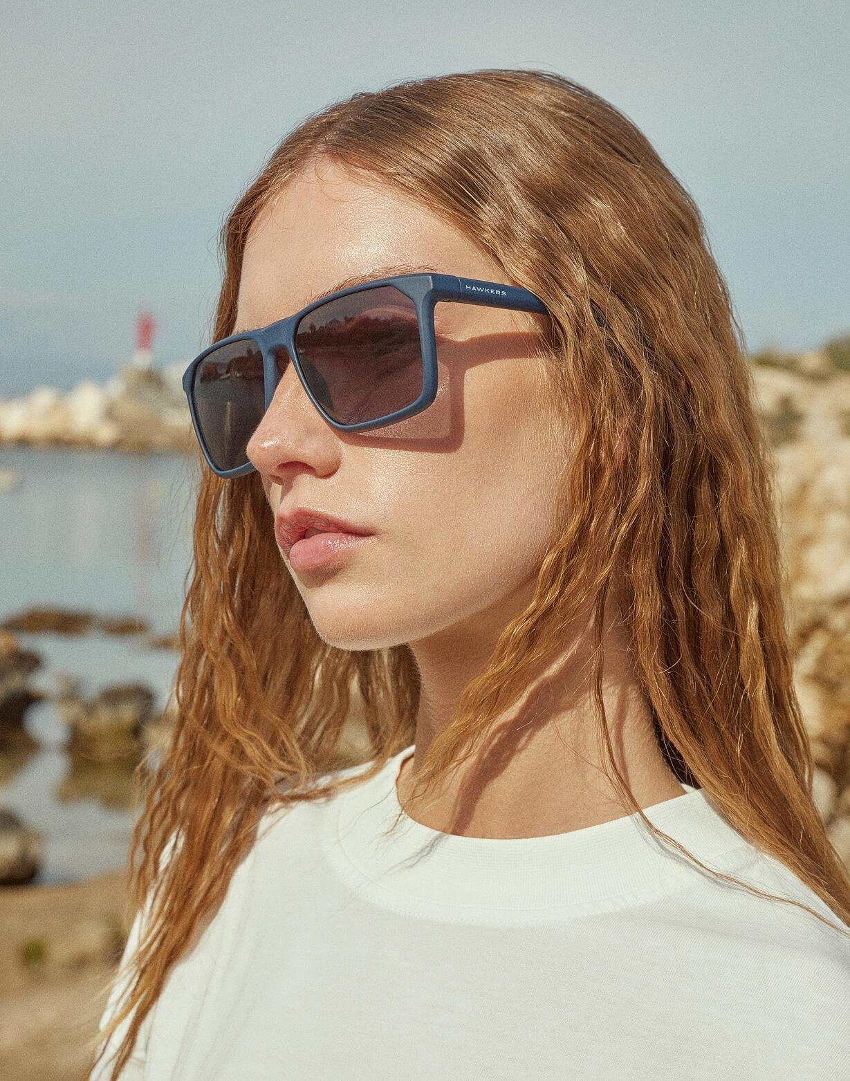 HAWKERS - Óculos de Sol para Homem e Mulher HORIZON MIDNIGHT BLUE STORM 6/7