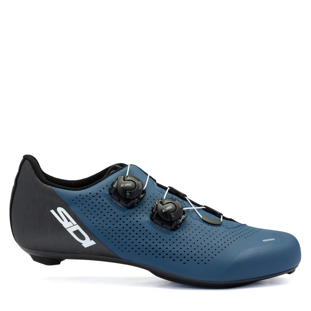 ERGO 6 blue shoes