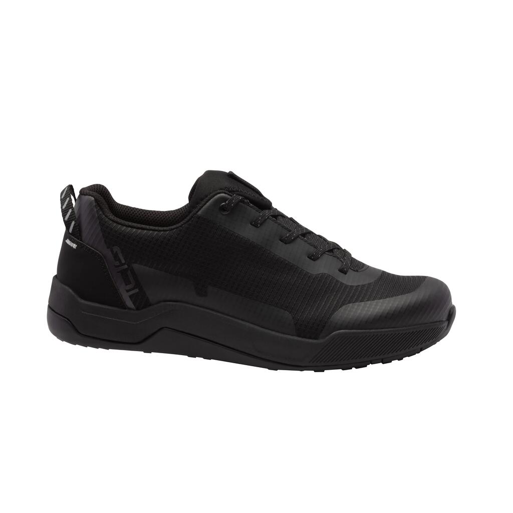 MOTUS black shoes