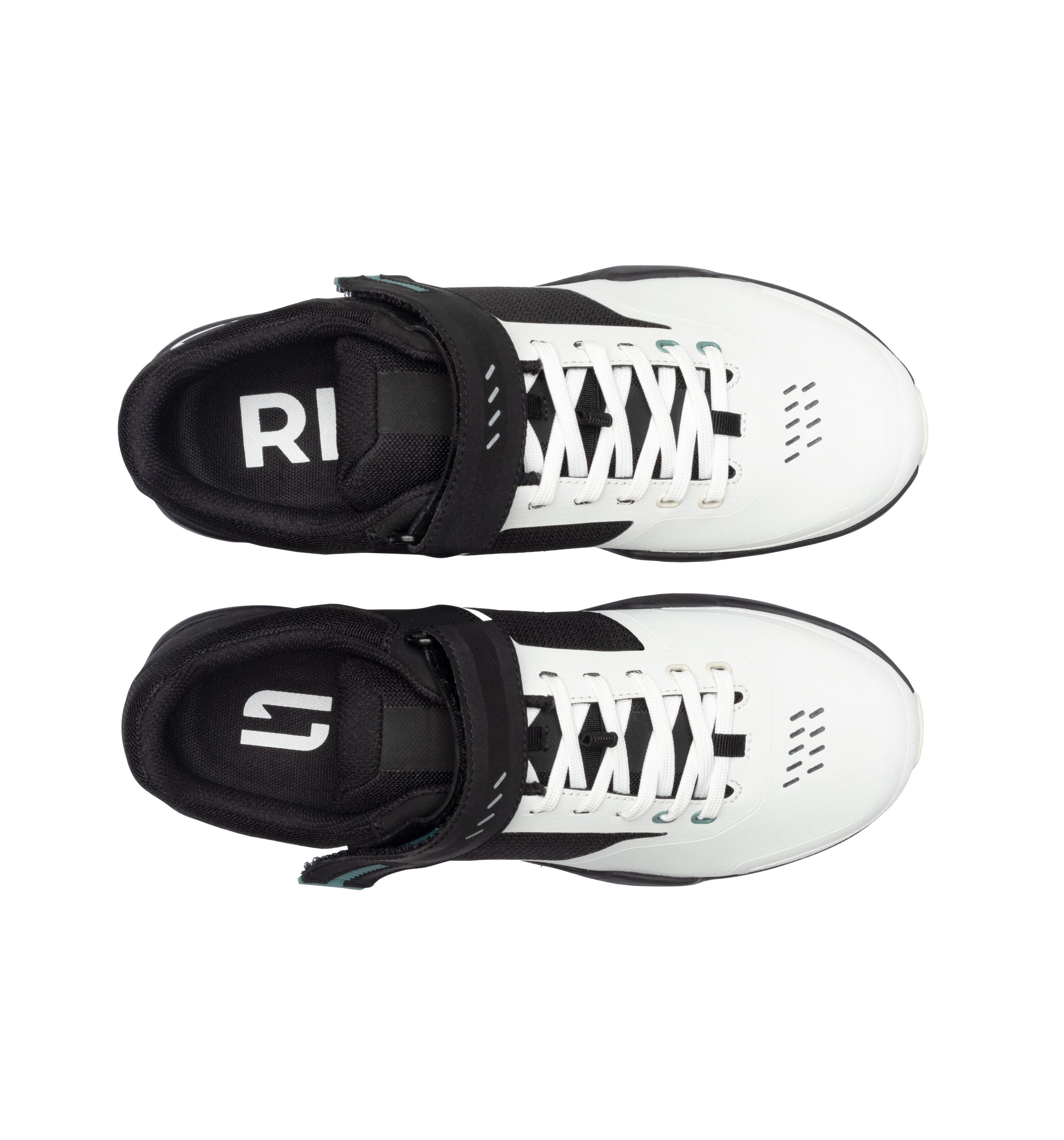 INDOMITA ijswit/zwarte schoenen 4/5
