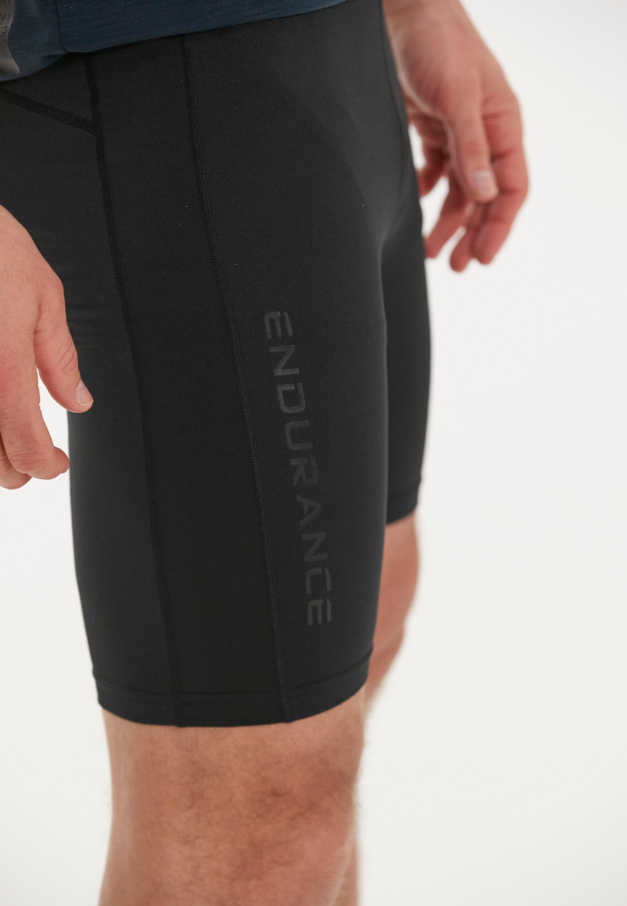 Short de sport TRANNY SHORT 7/15