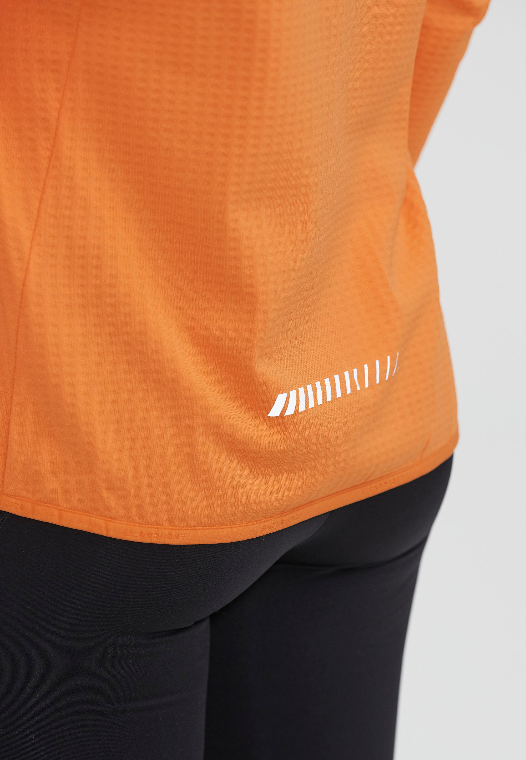 Sportshirt Leah 8/15