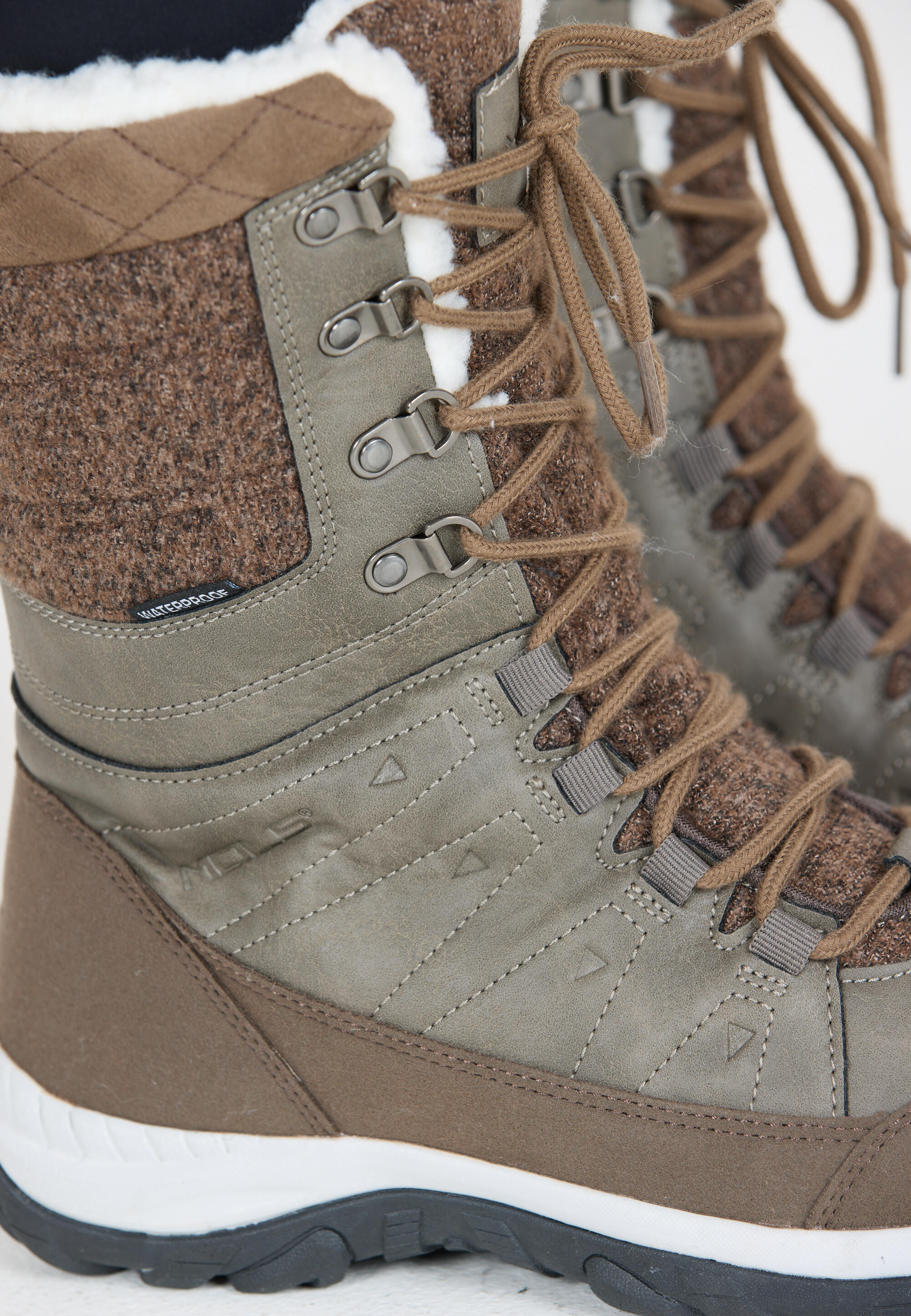 Winterstiefel Bakan 8/15