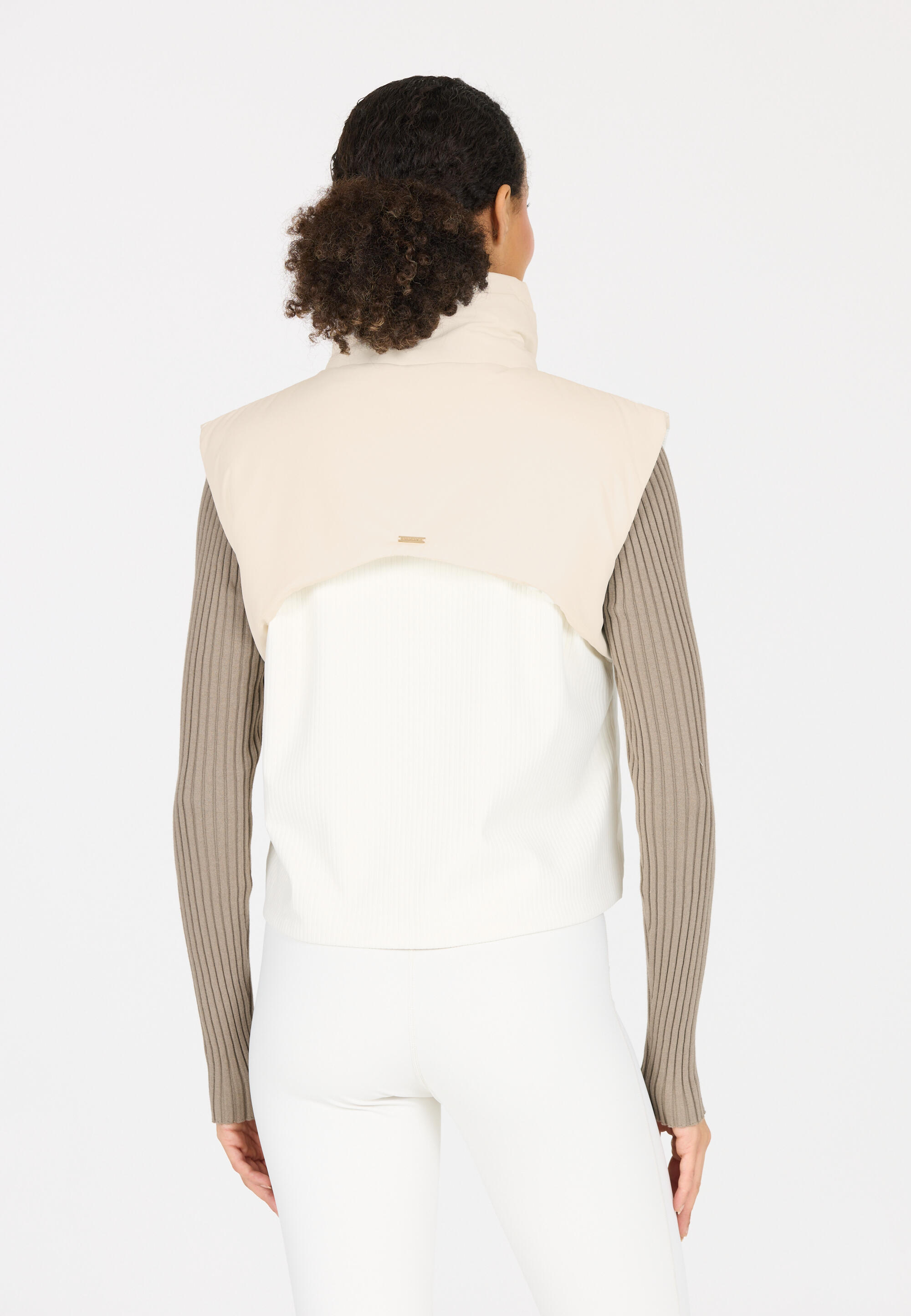 Vest Ayanda 7/15