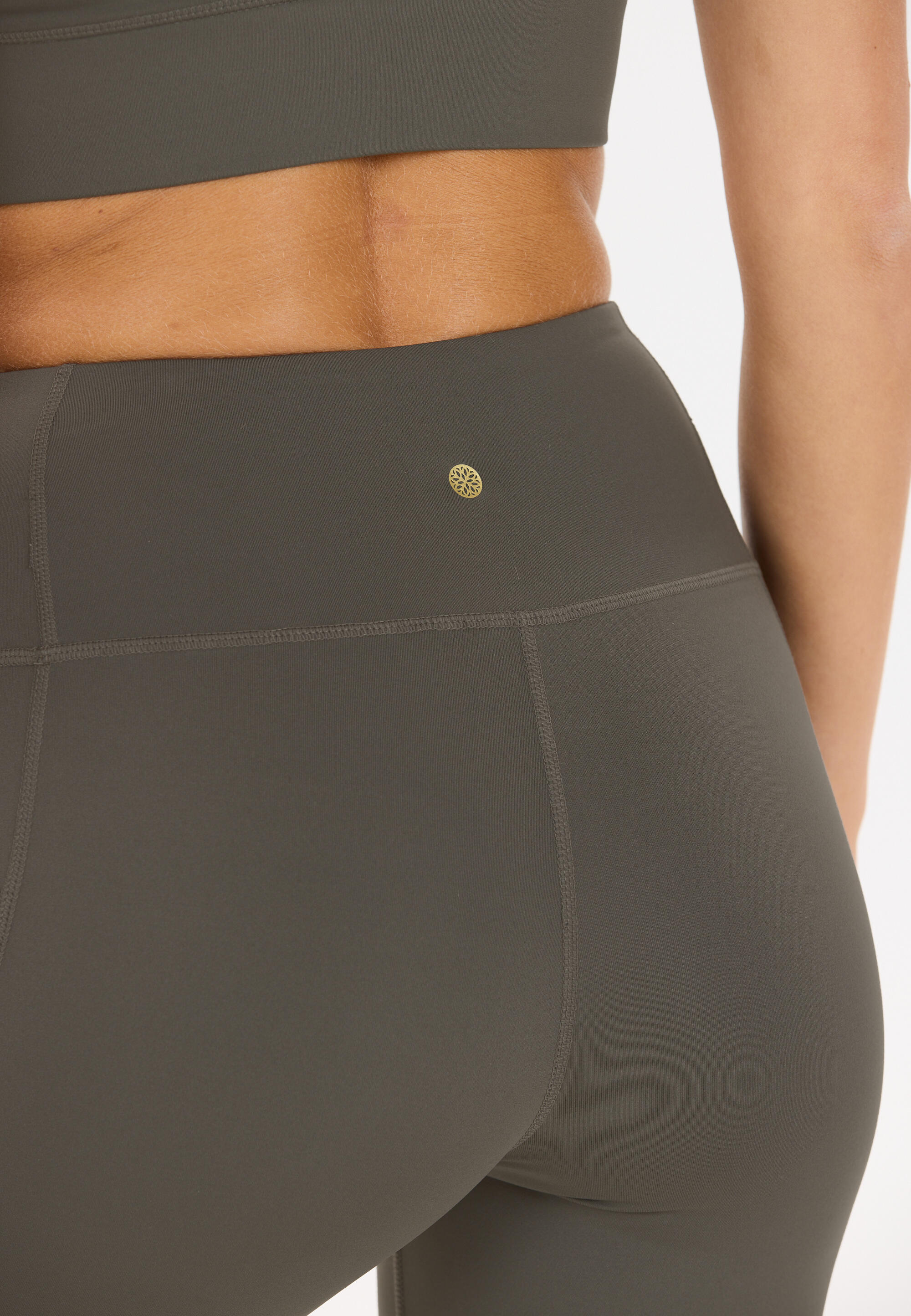 Damskie legginsy Athlecia Elli 8/15
