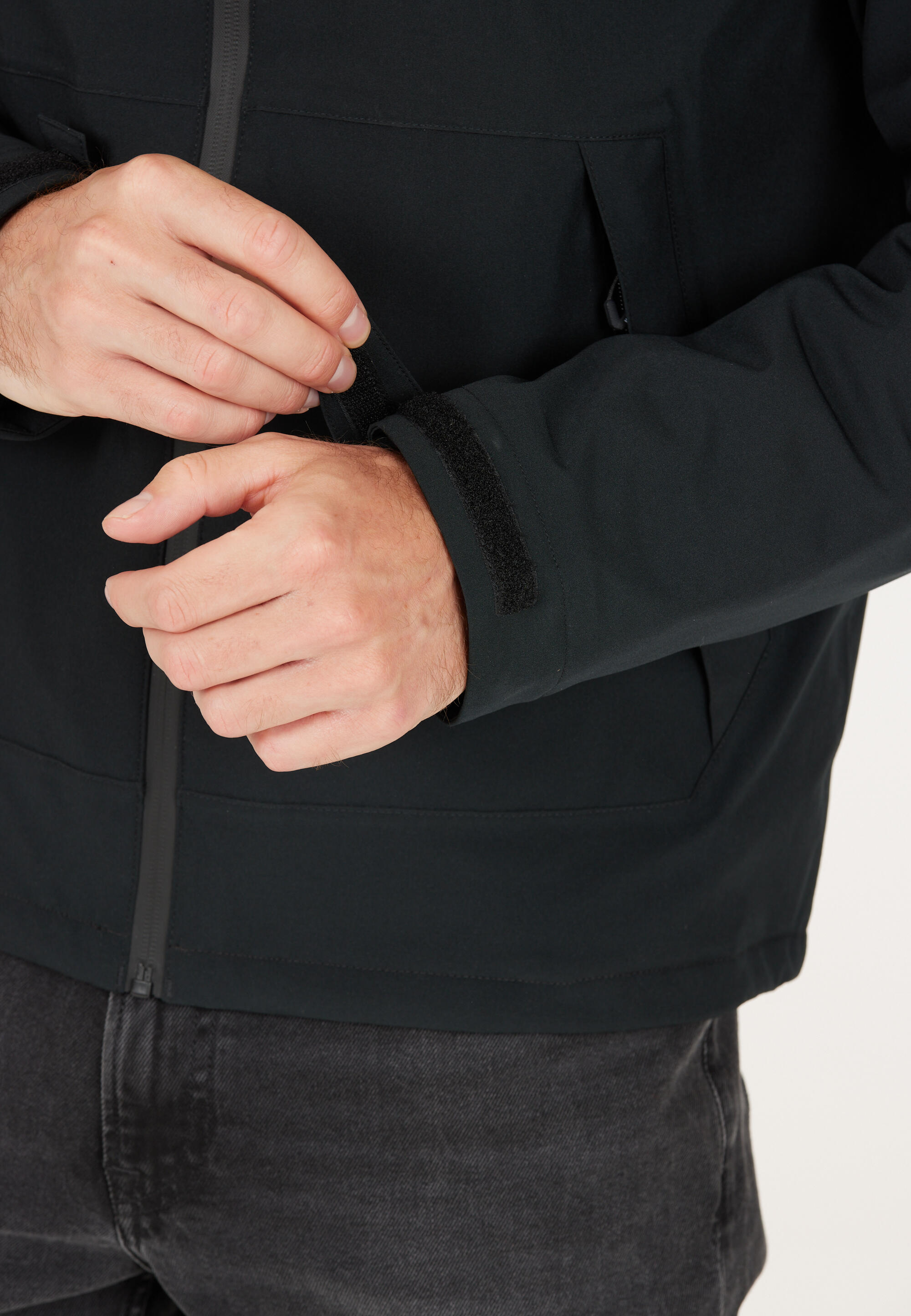 Jacke Brennon 8/15