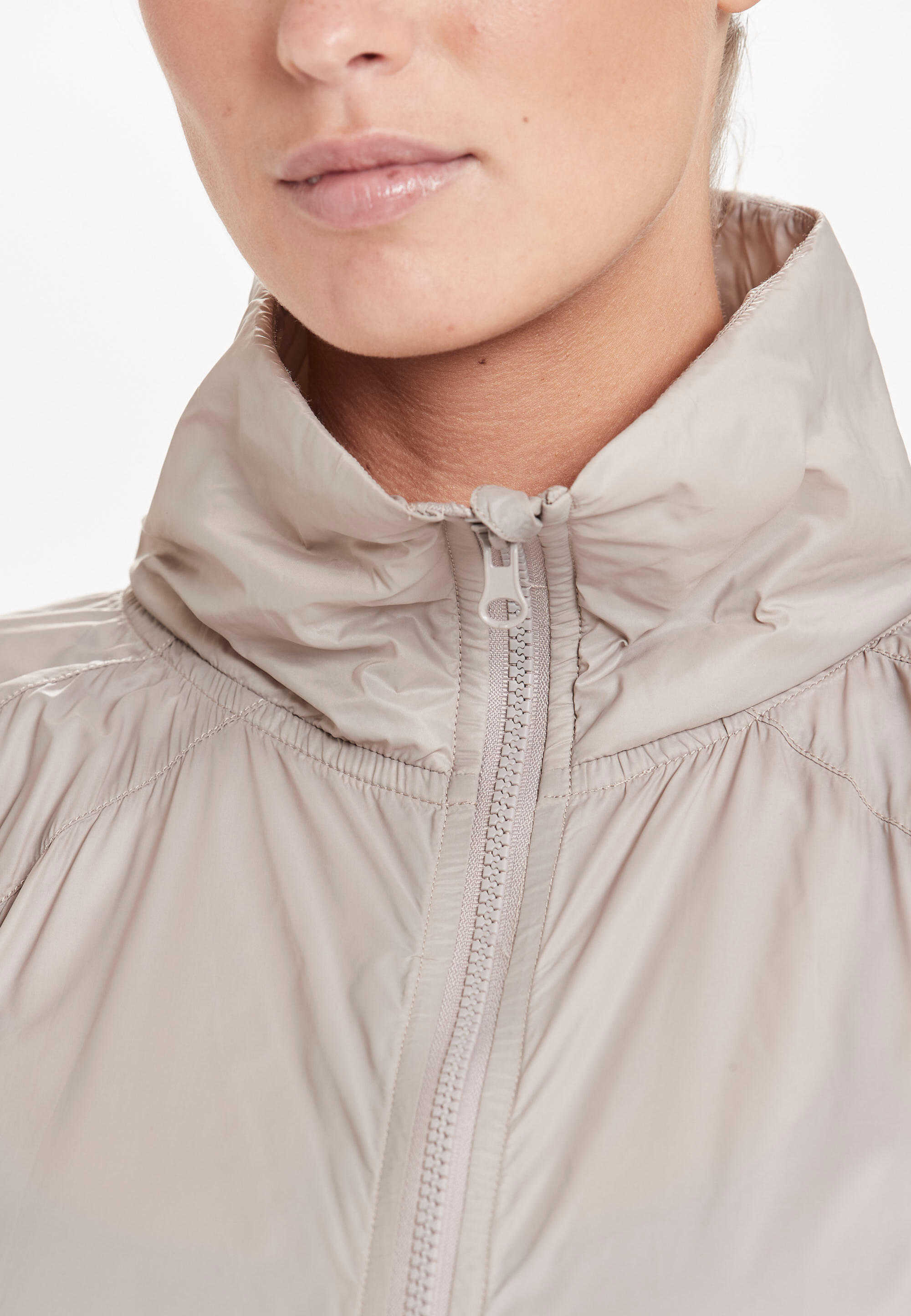 Veste Liveea 8/15