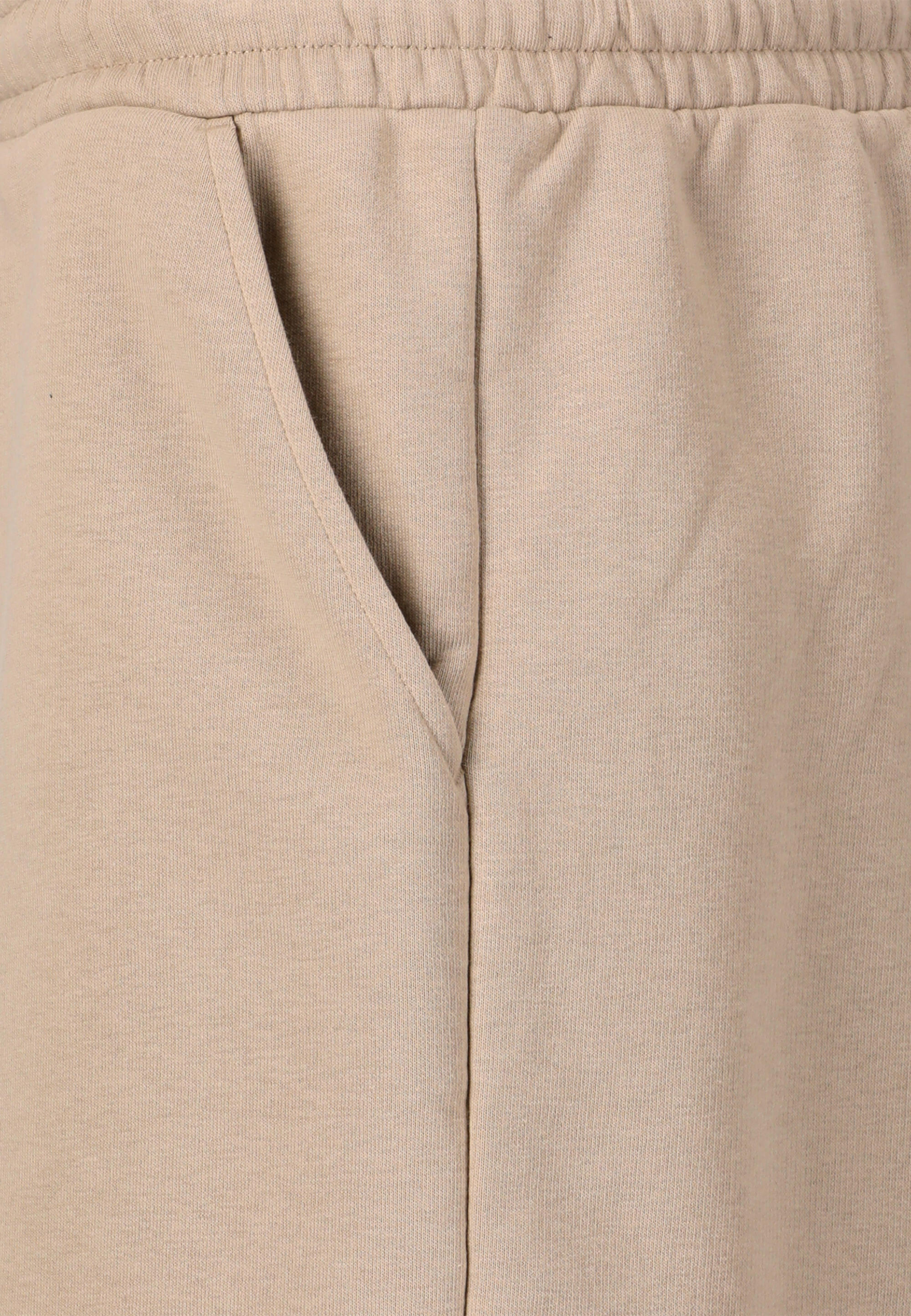 Short Donna Cruz Rusvil 8/15