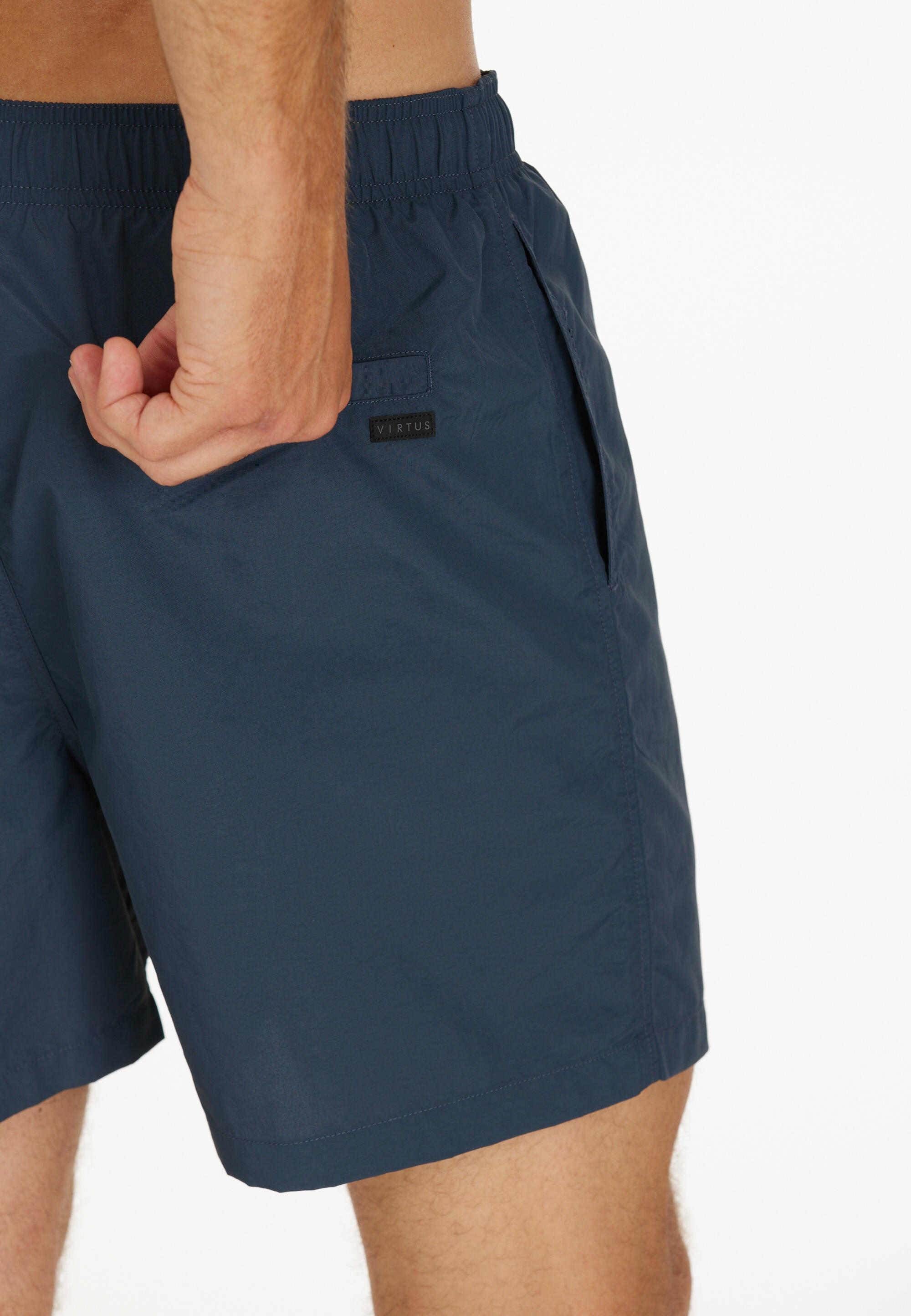 Short de bain Virtus Wesley 8/15