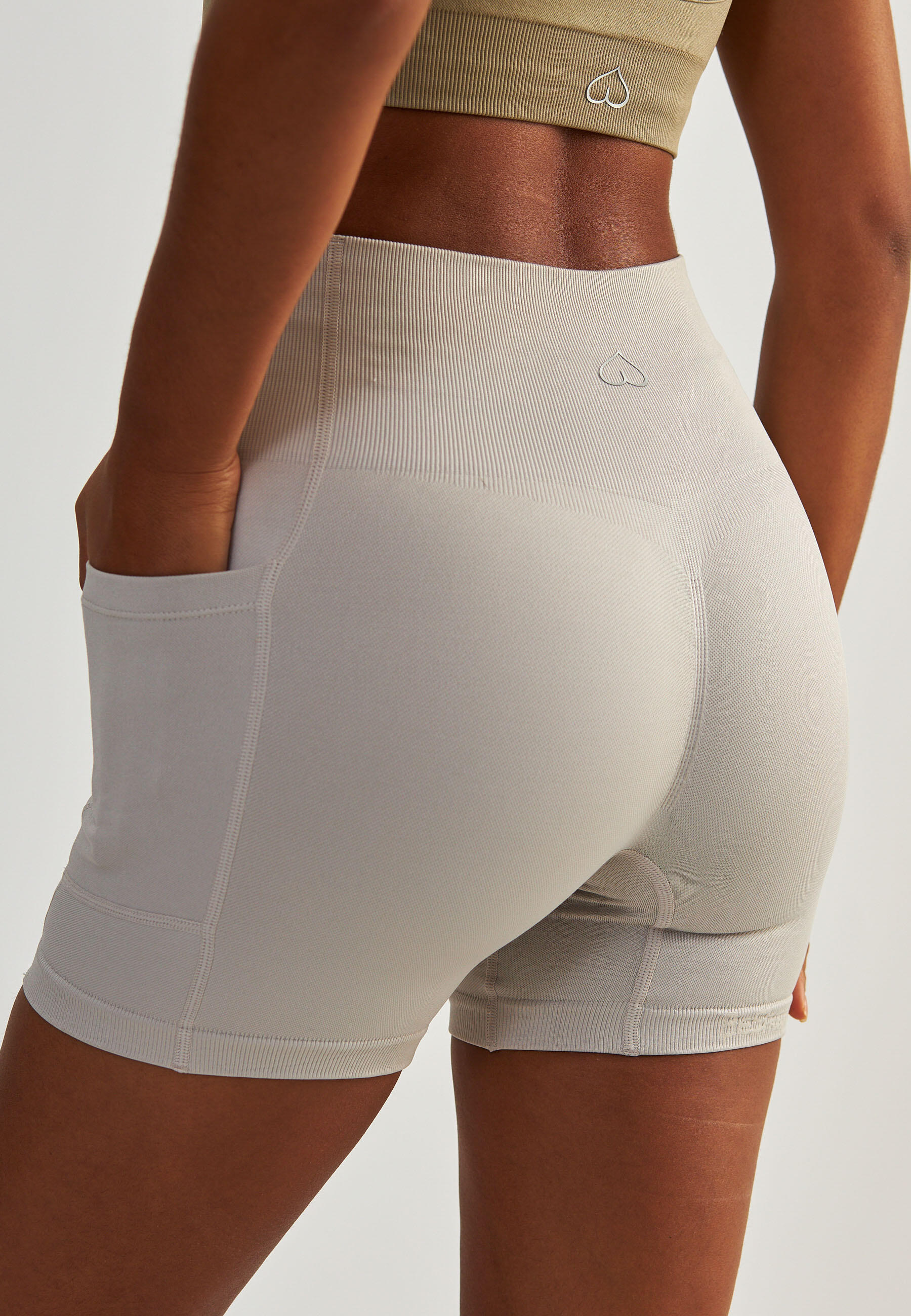 Shorts Damen mit Taschen Lift Me Up 9/16