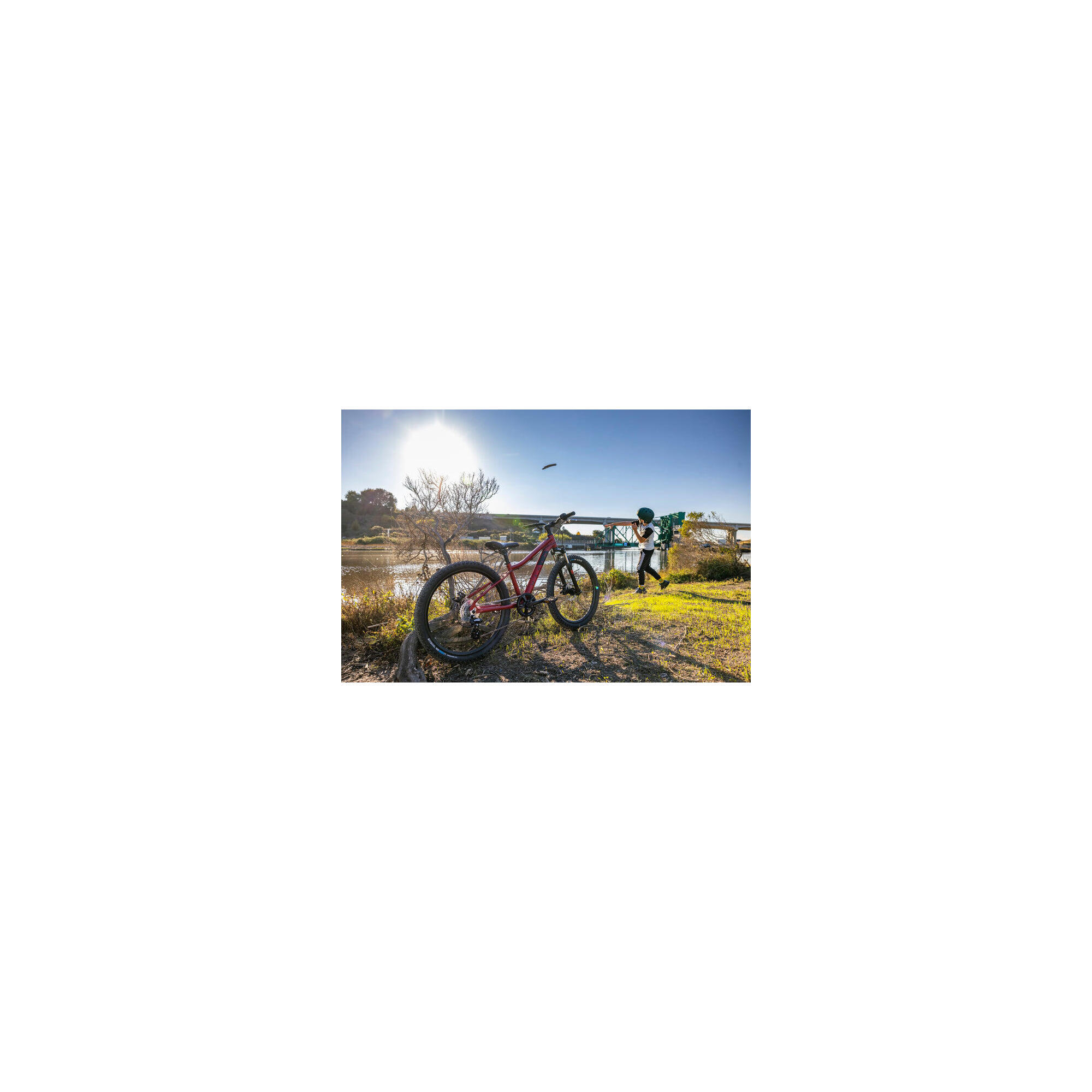 Bicicletă copii MTB Marin Bike BAYVIEW TRAIL 24" - rosu albastru