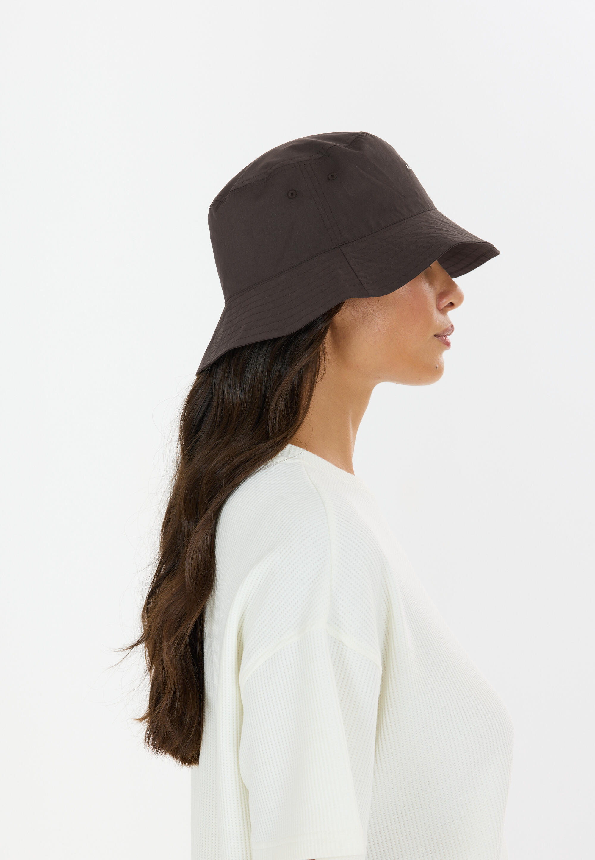 Bob femme Athlecia Ansonia 8/15