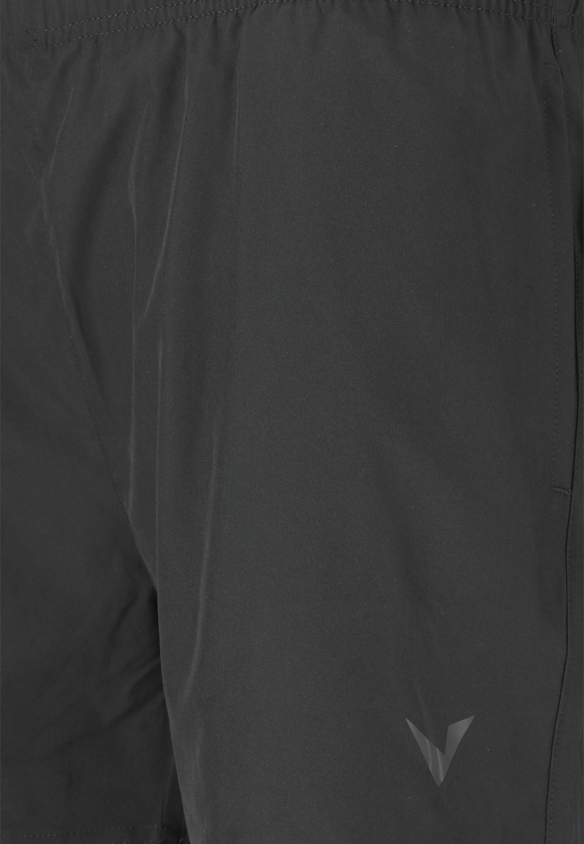 Short Virtus Zayne V2 7/15