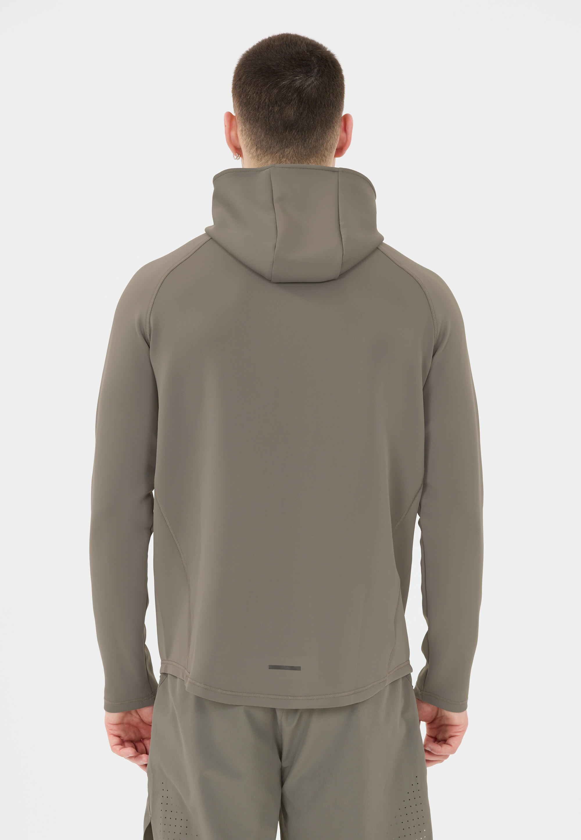Pull Virtus Allister 6/15