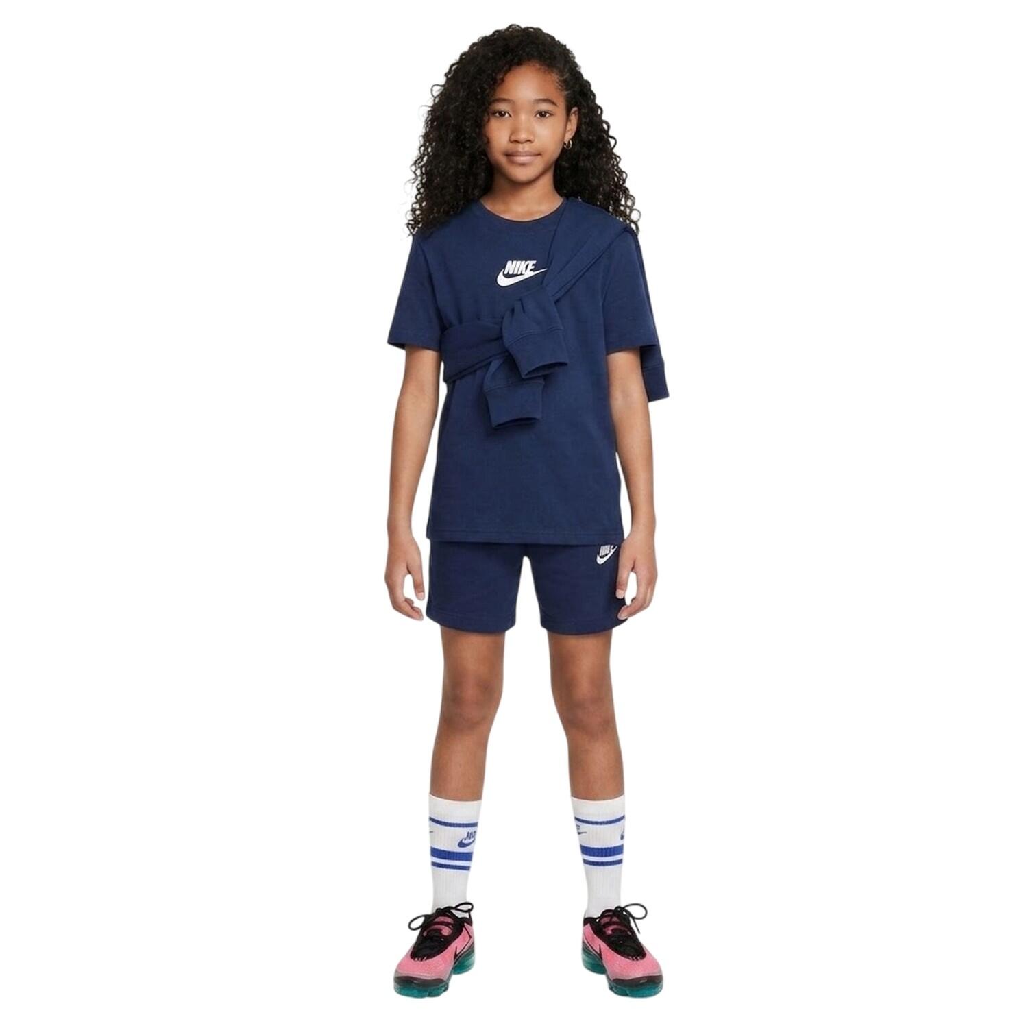 NIKE picture