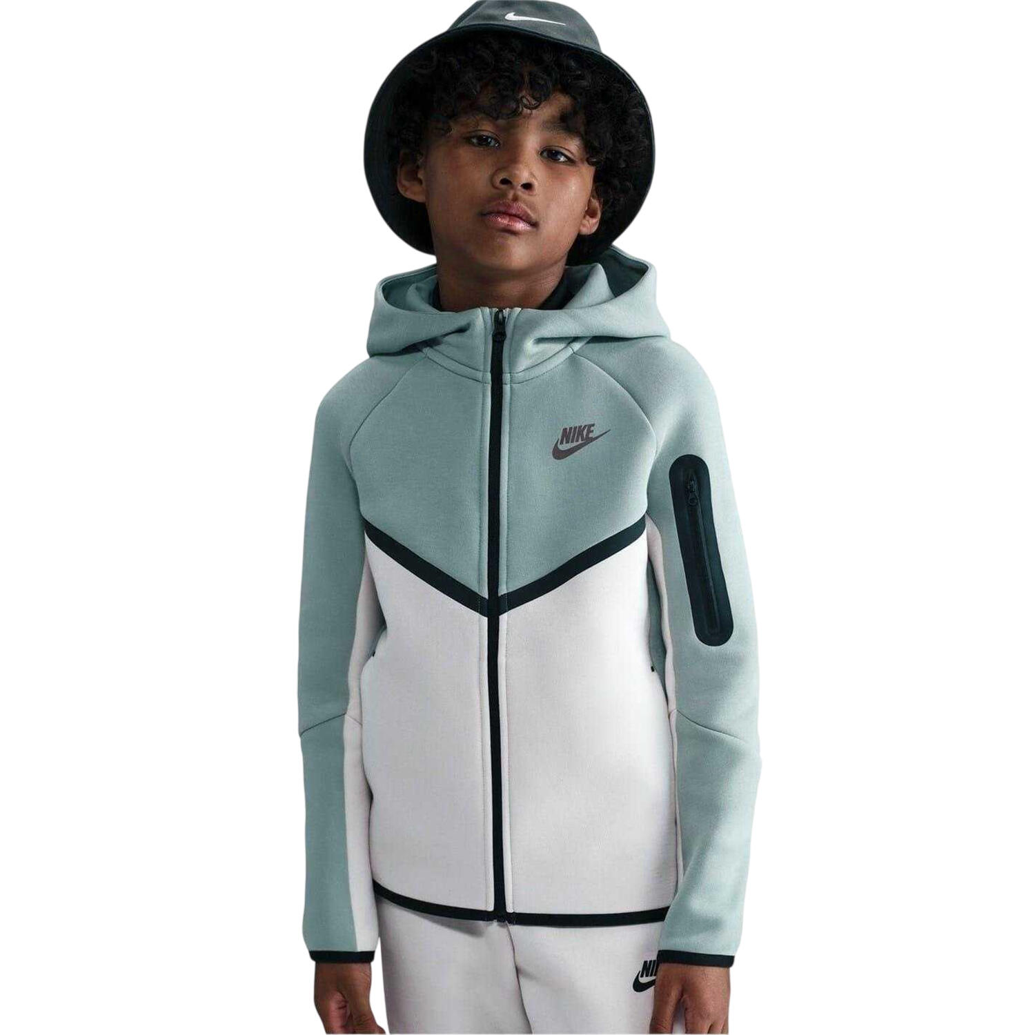 NIKE picture