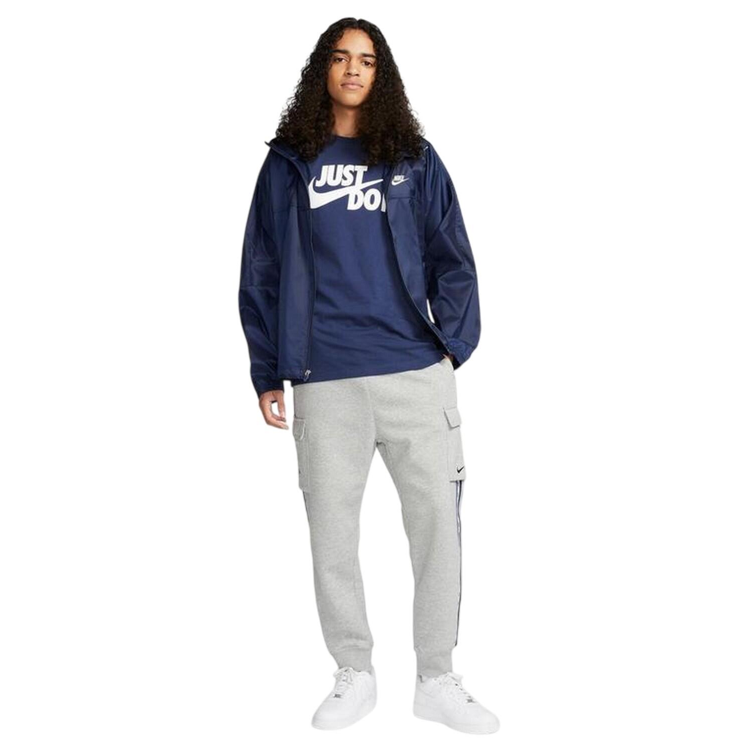 NIKE picture