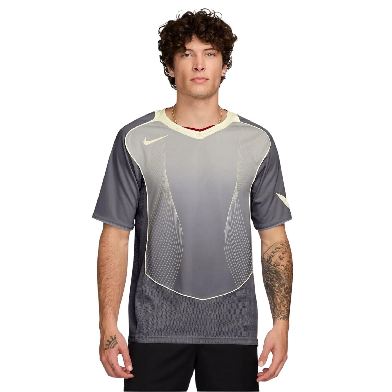 NIKE picture