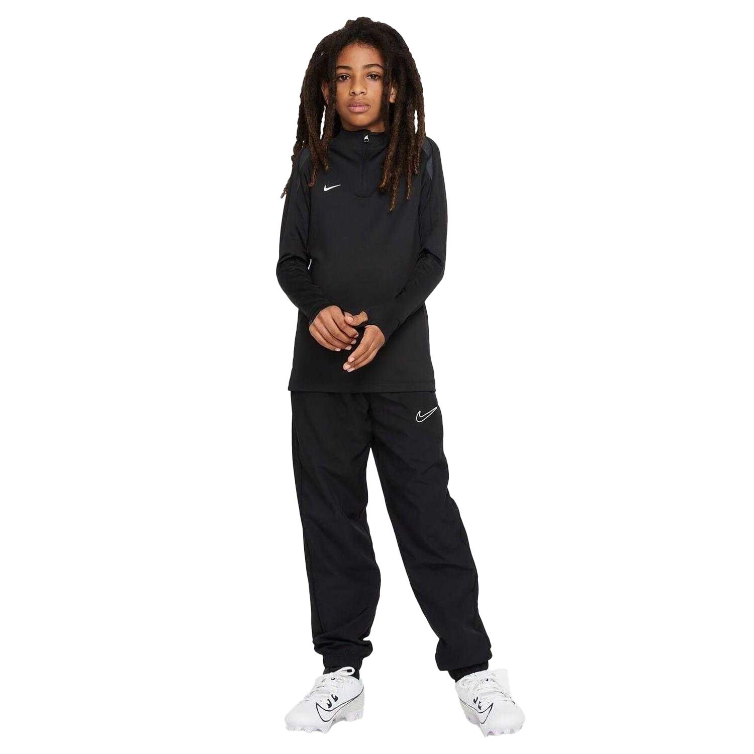 NIKE picture