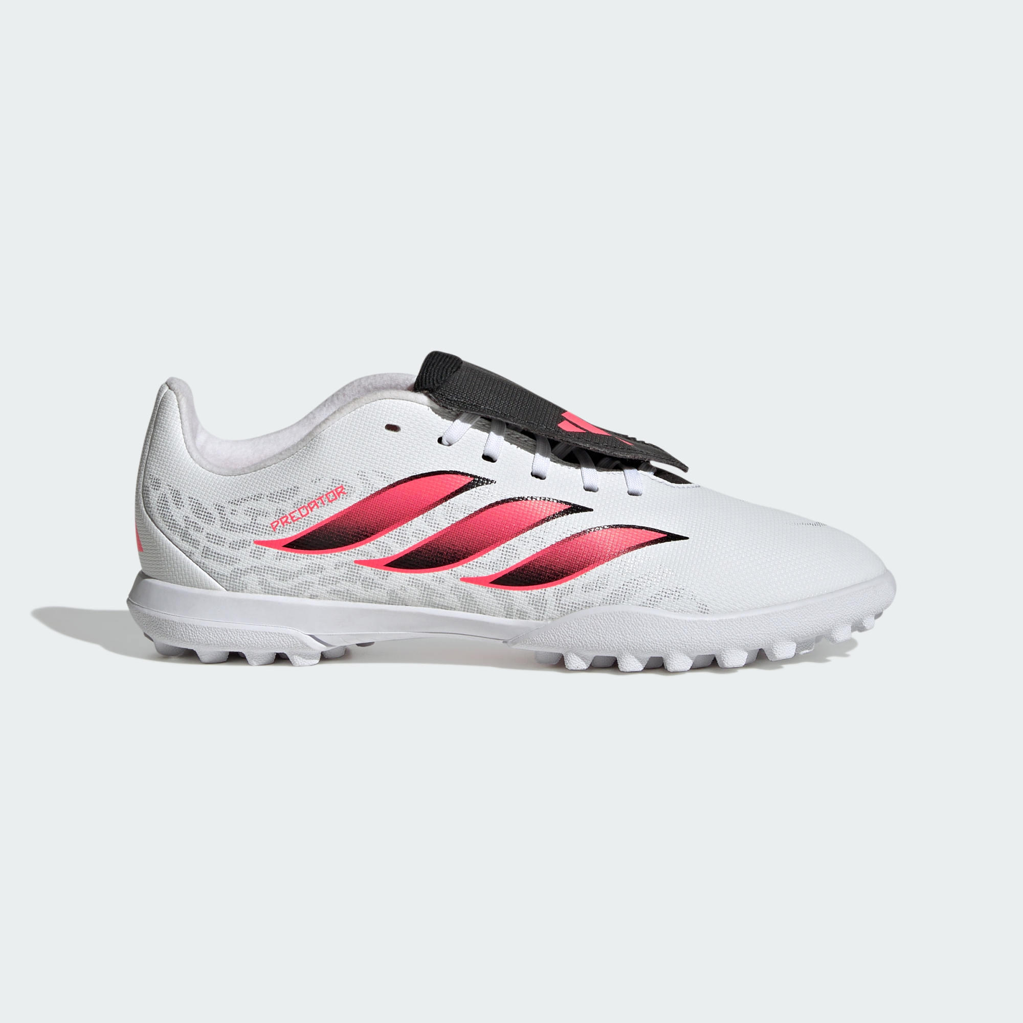 Chaussures de football Predator Club à languette rabattable pour enfants 1/7
