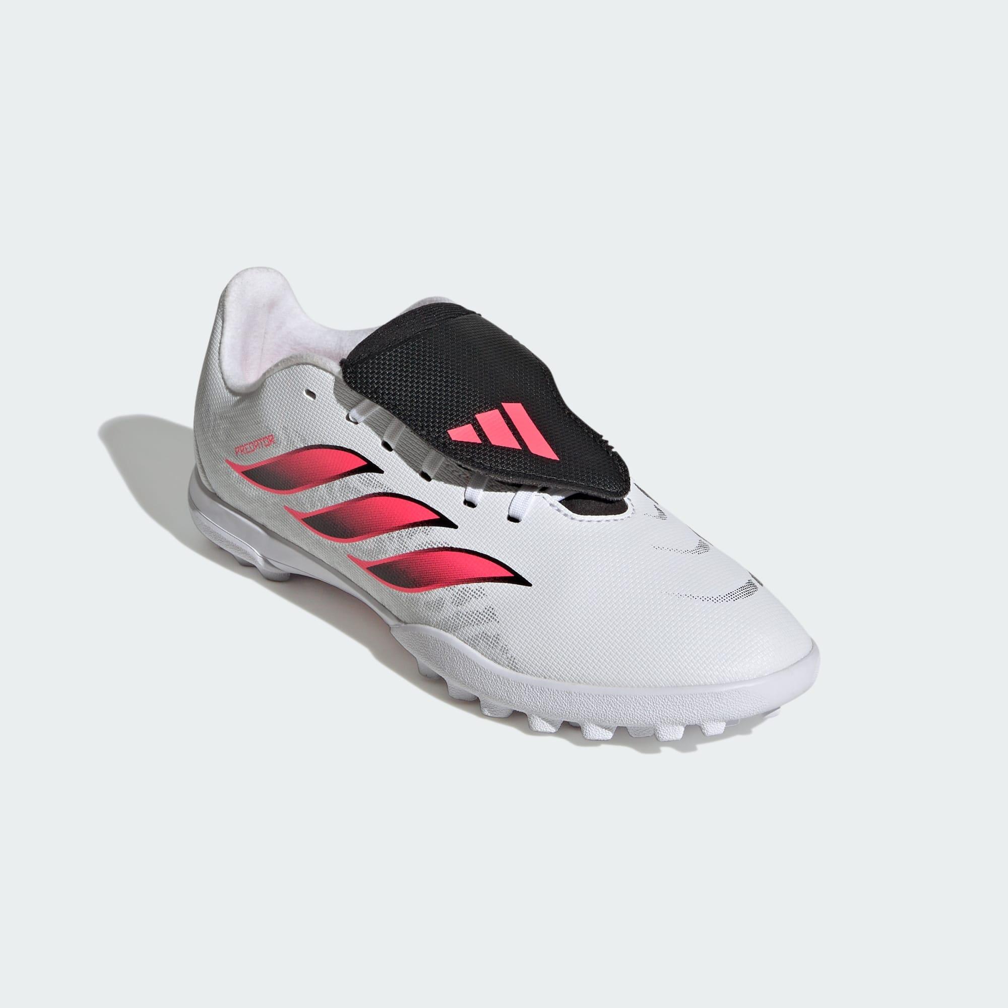 Chaussures de football Predator Club à languette rabattable pour enfants 4/7