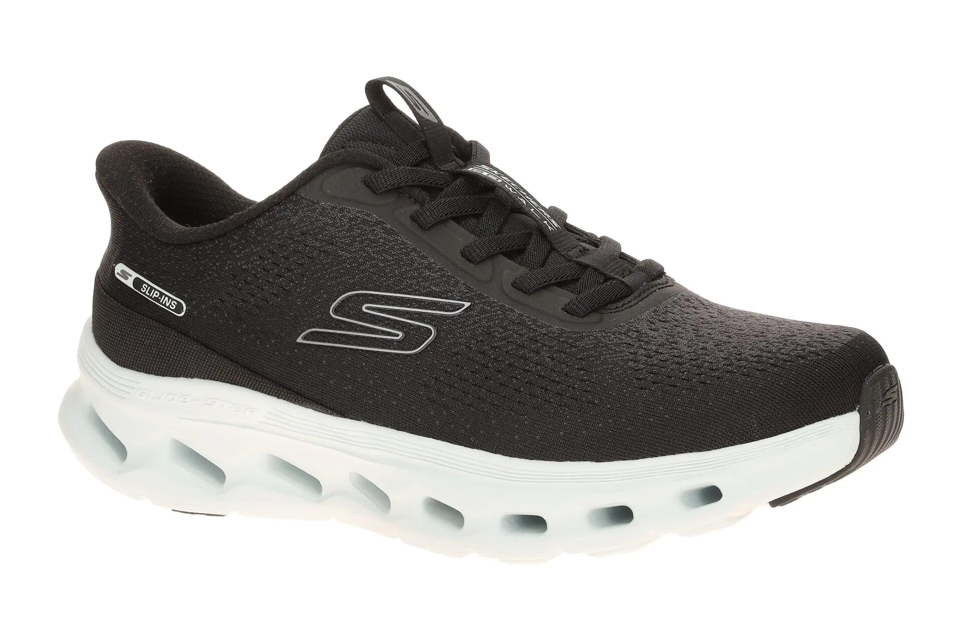 SKECHERS picture