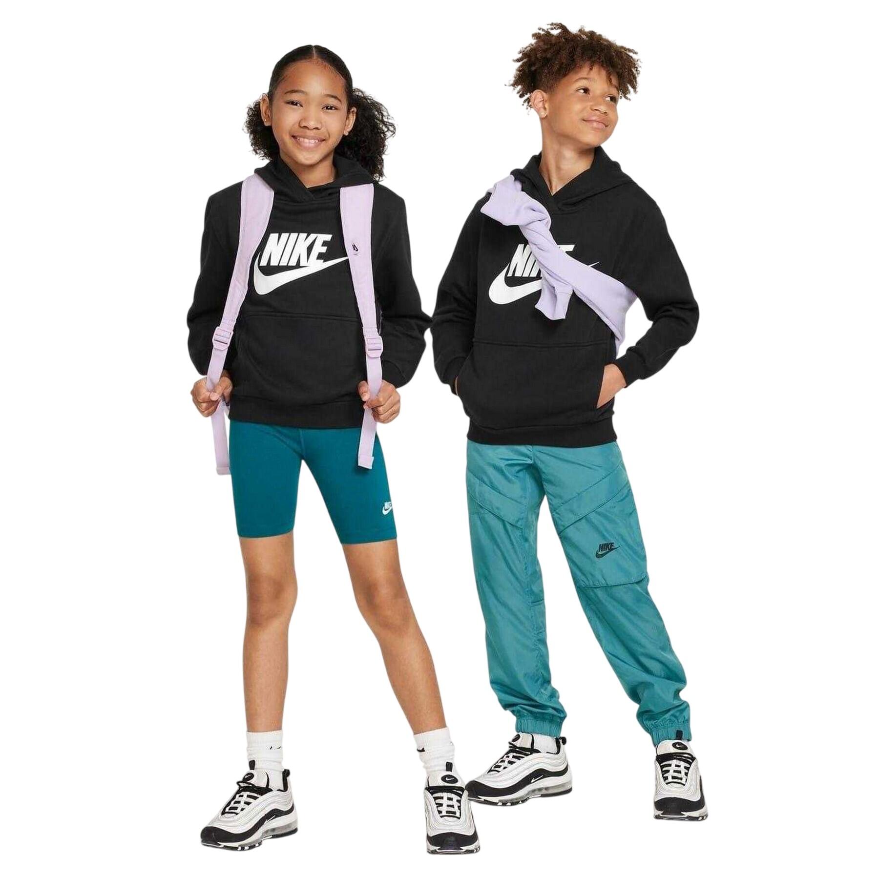 NIKE picture