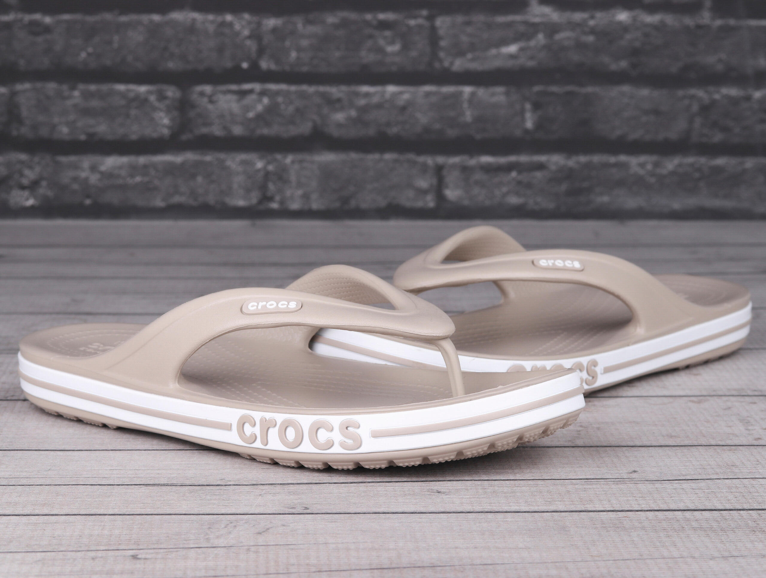 Klapki japonki sportowe  Crocs BAYABAND FLIP 2/6